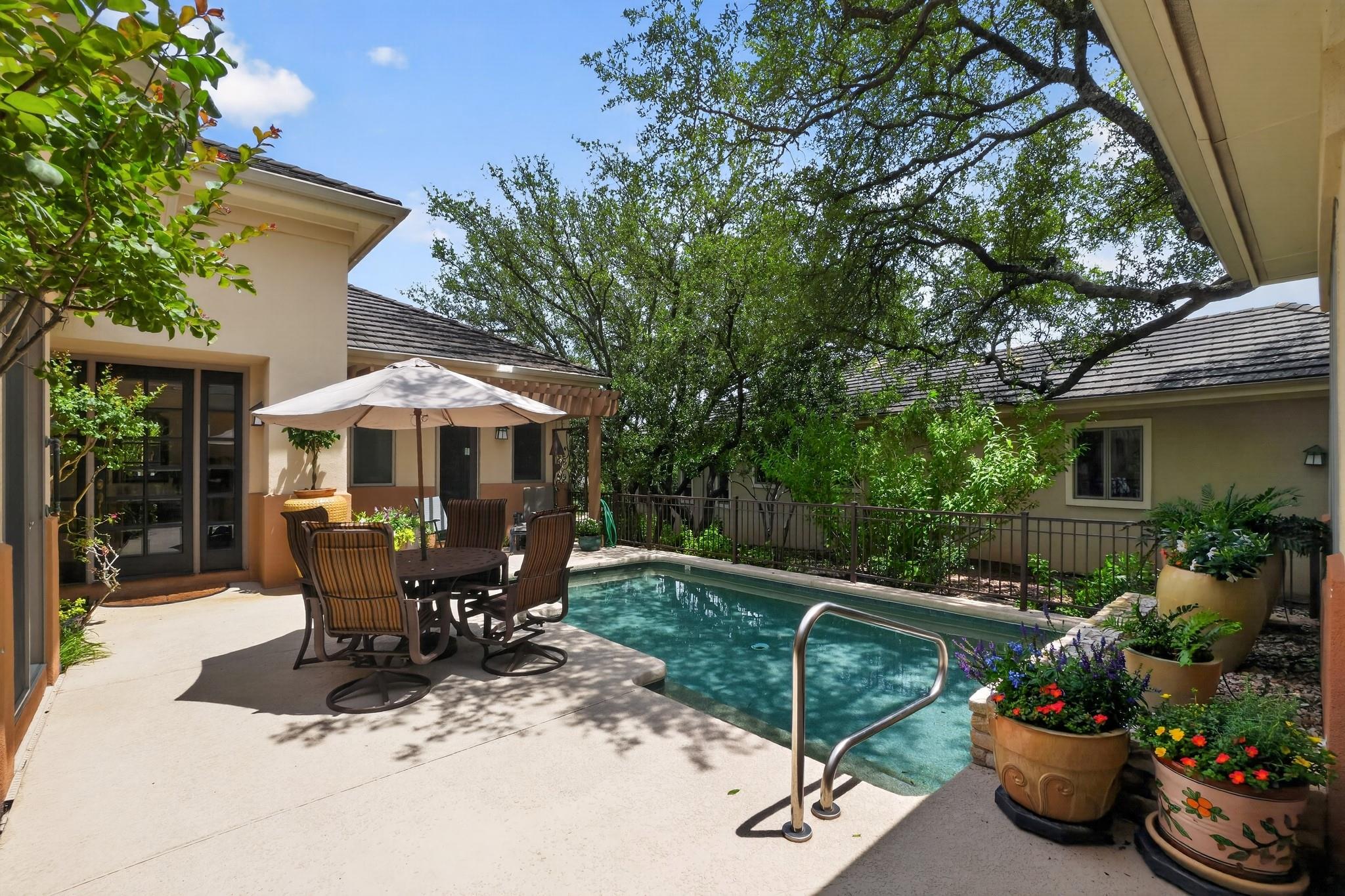 2305 Barton Creek Blvd #40 Property Photo 1