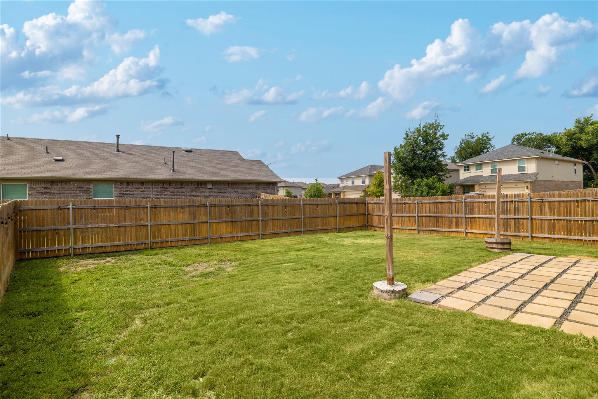 445 Shiner Ln Property Photo 23
