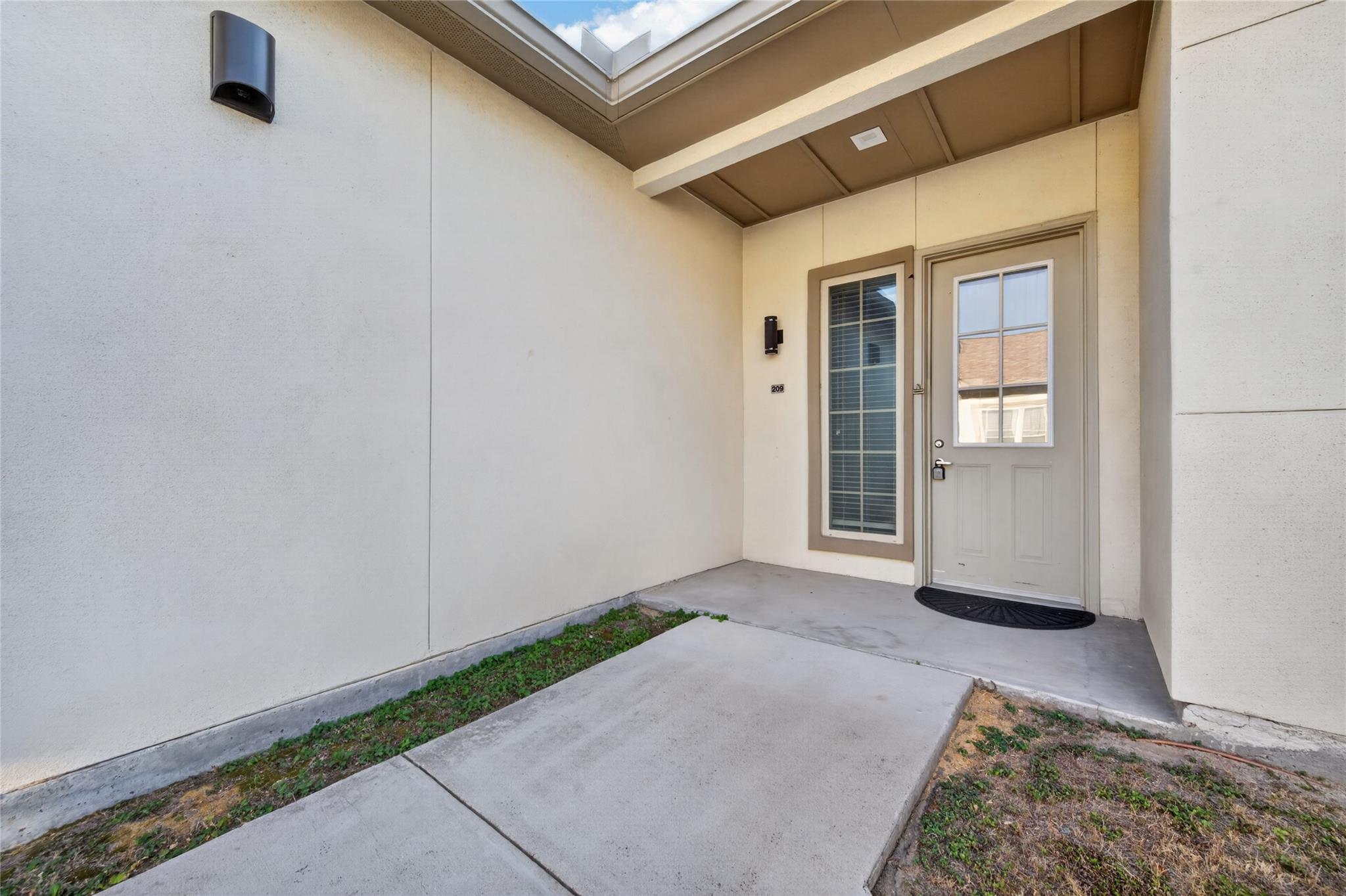 2400 Louis Henna Blvd #209 Property Photo 2