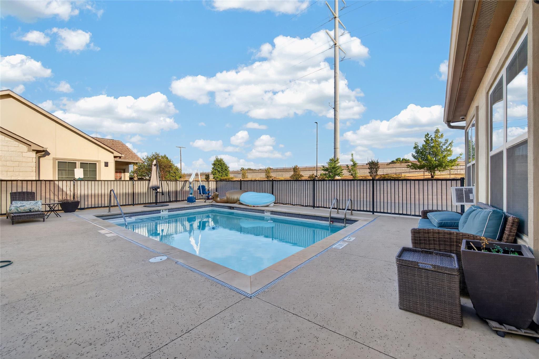 2400 Louis Henna Blvd #209 Property Photo 24