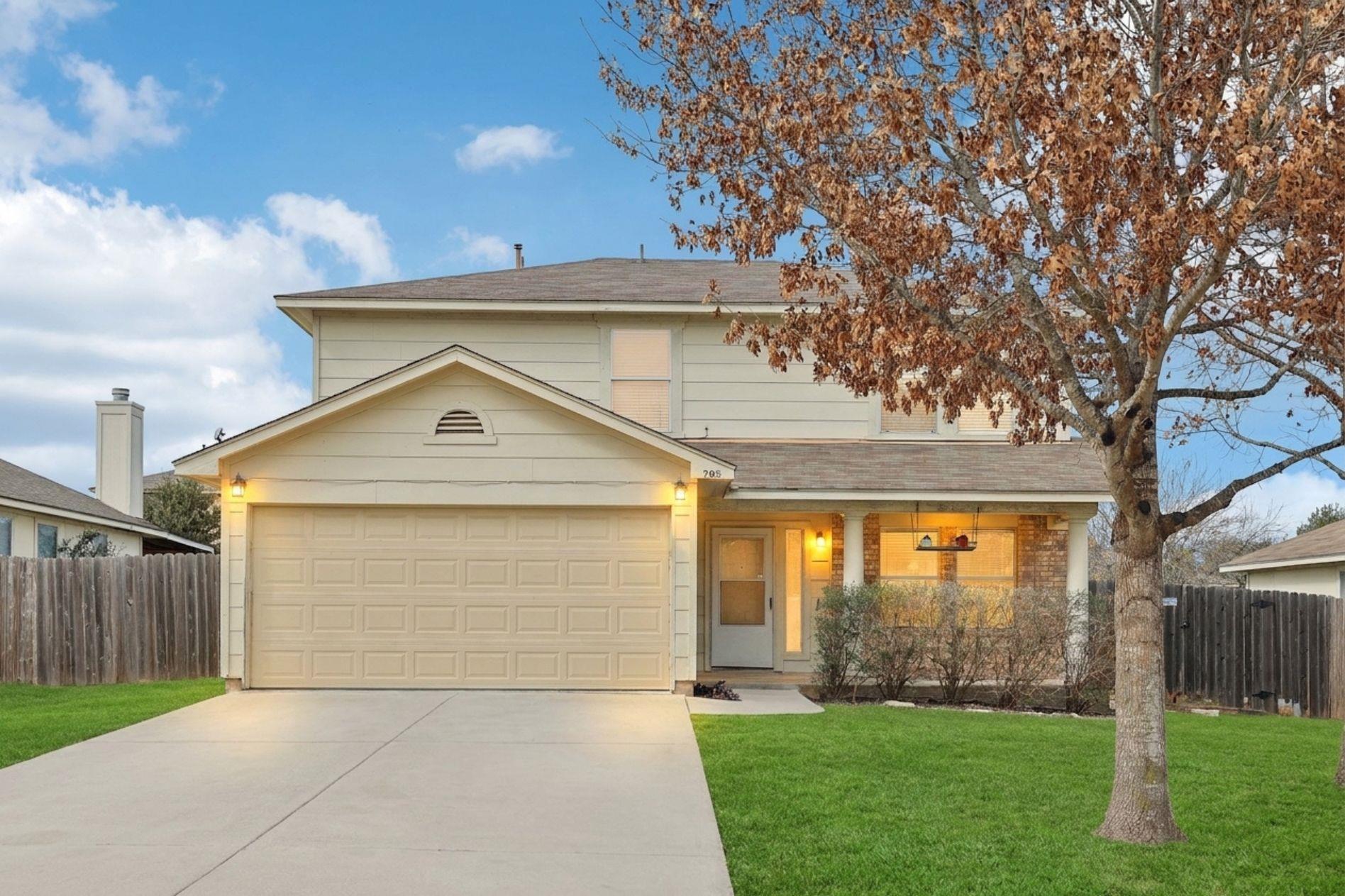 208 Challenger None Property Photo 1