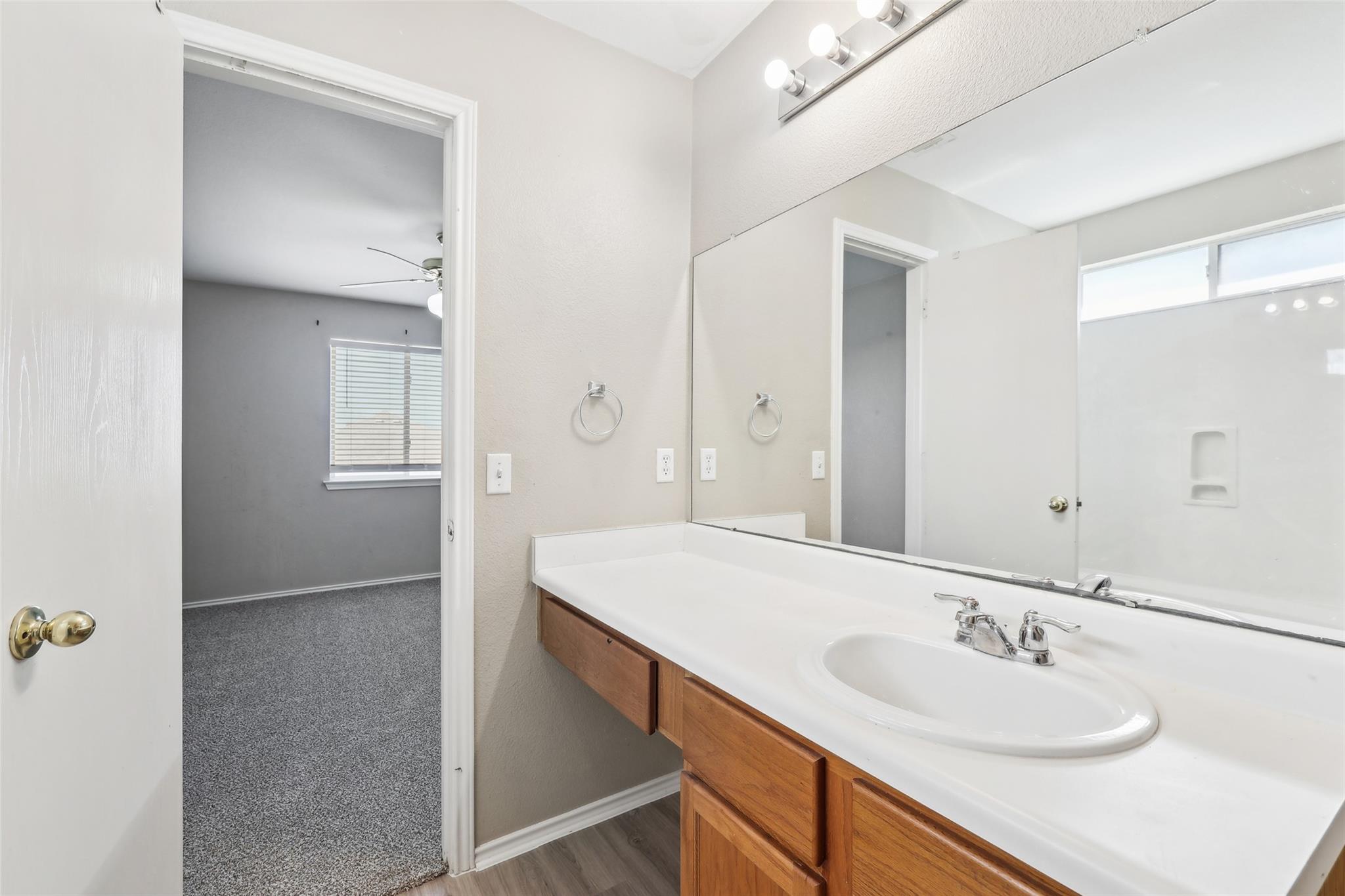 208 Challenger None Property Photo 24