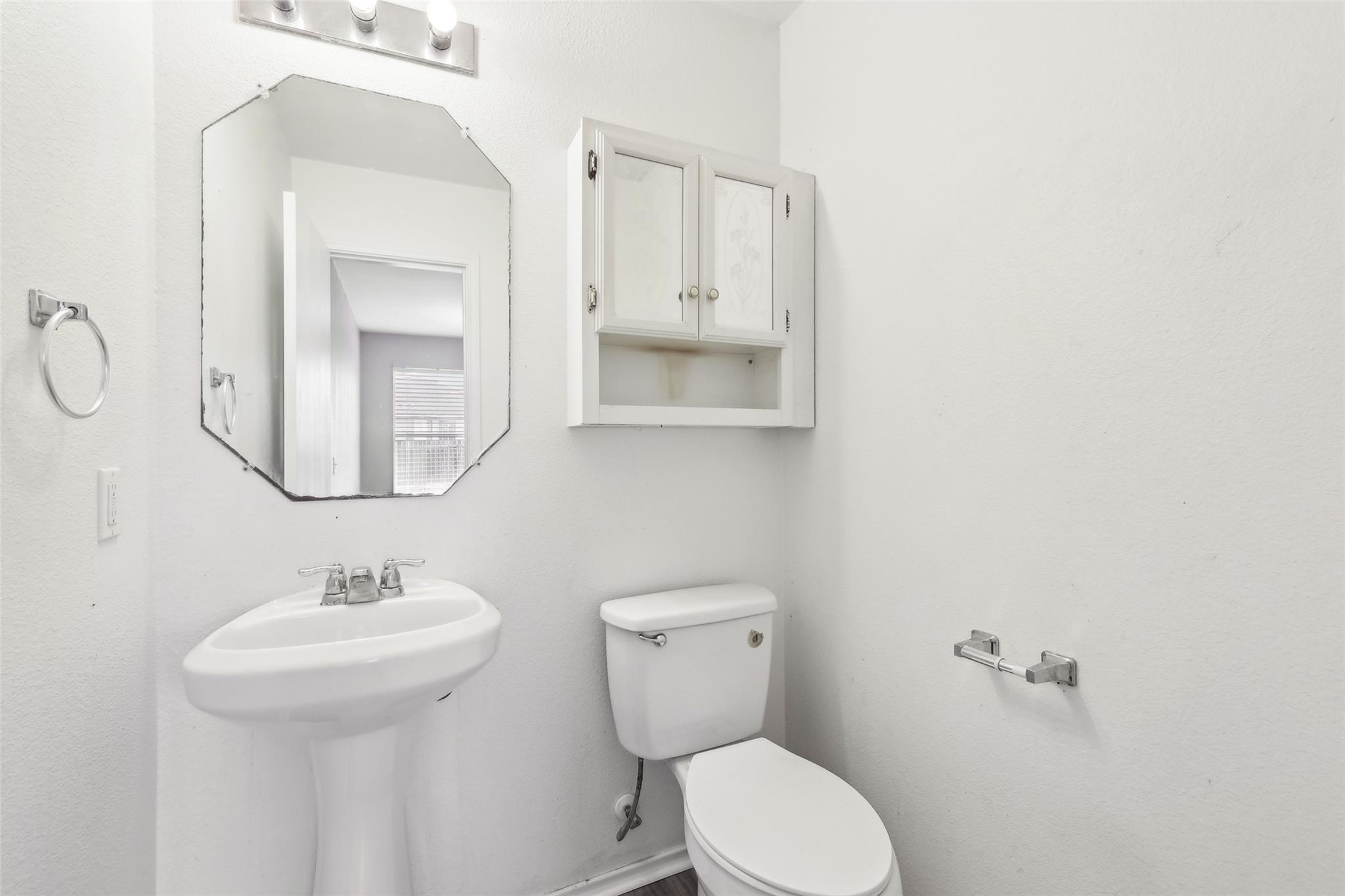 208 Challenger None Property Photo 31