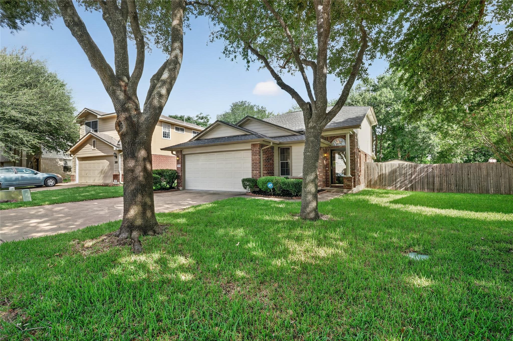 1898 Wallin Loop Loop Property Photo 3