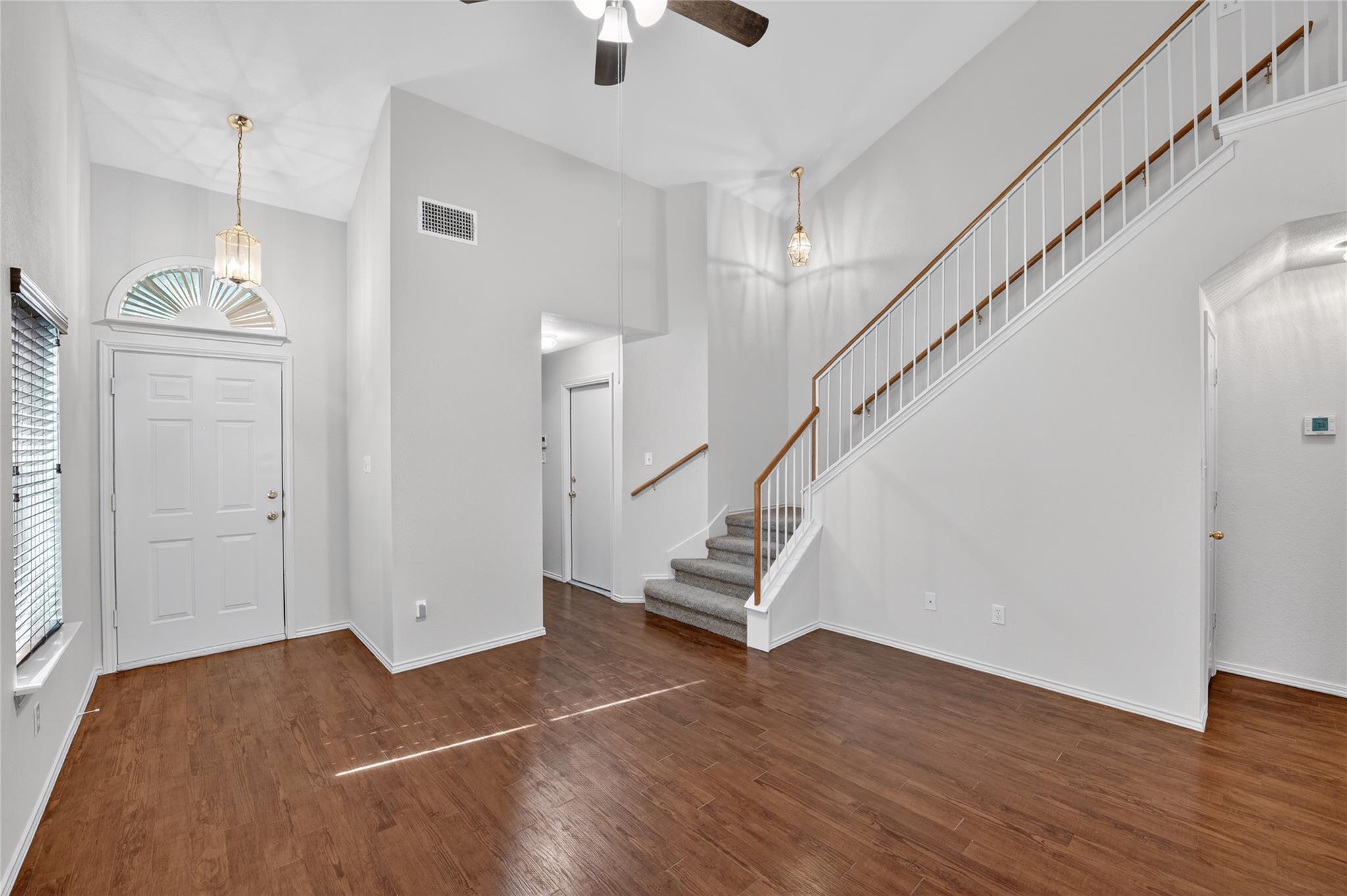 1898 Wallin Loop Loop Property Photo 4