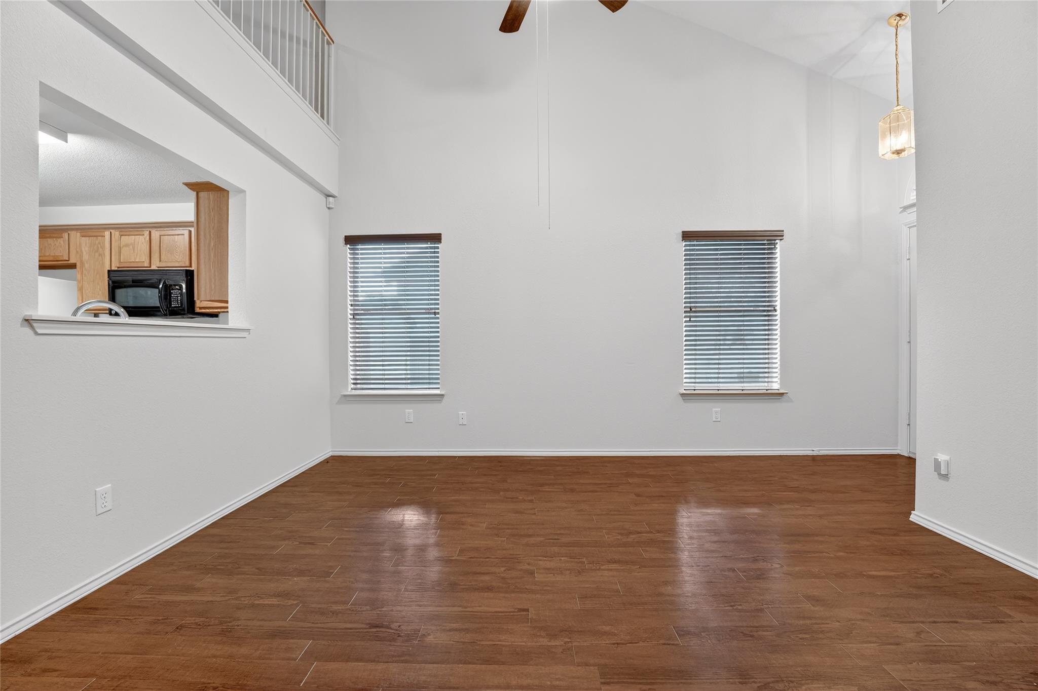 1898 Wallin Loop Loop Property Photo 6