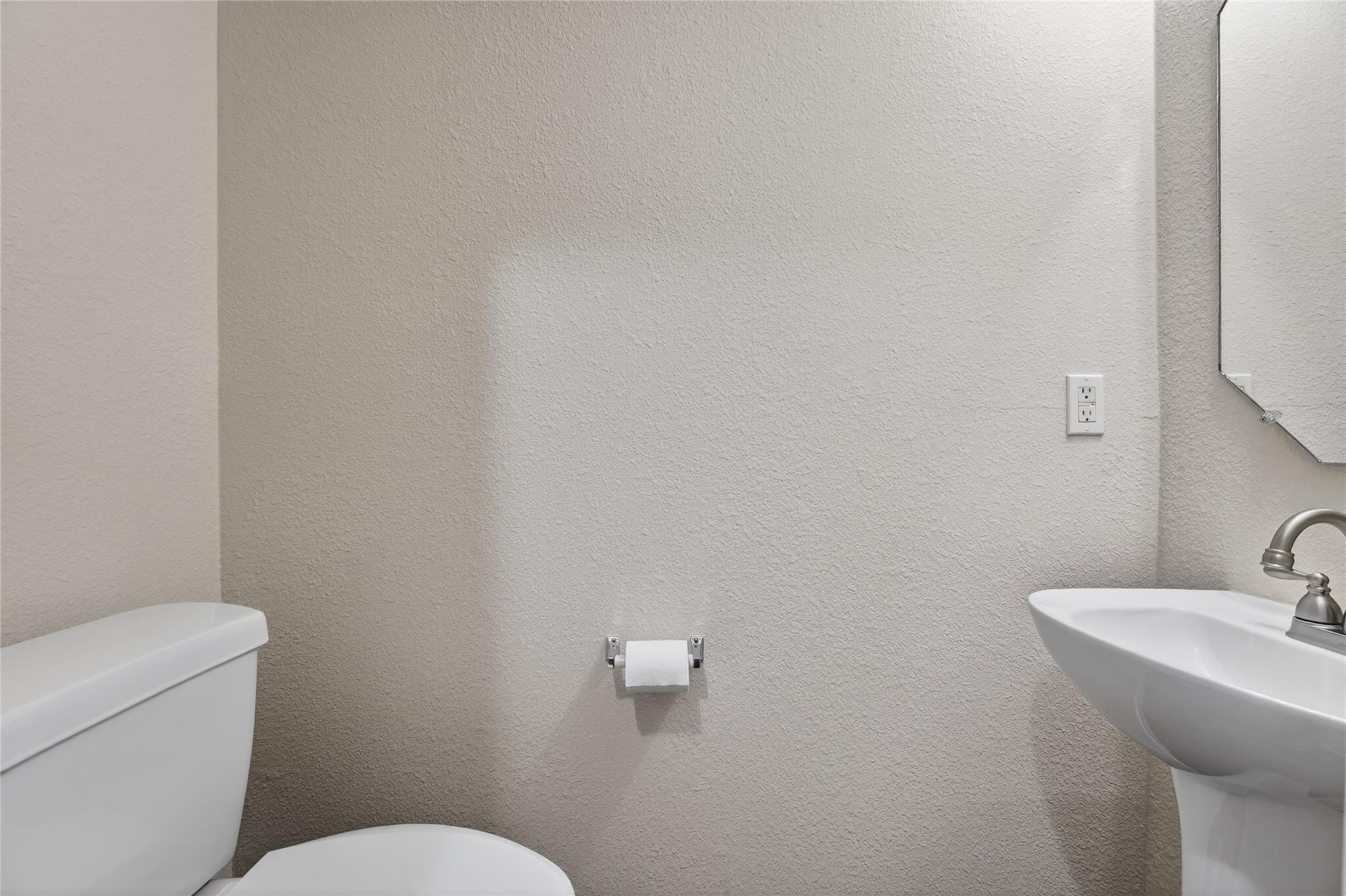 1898 Wallin Loop Loop Property Photo 26
