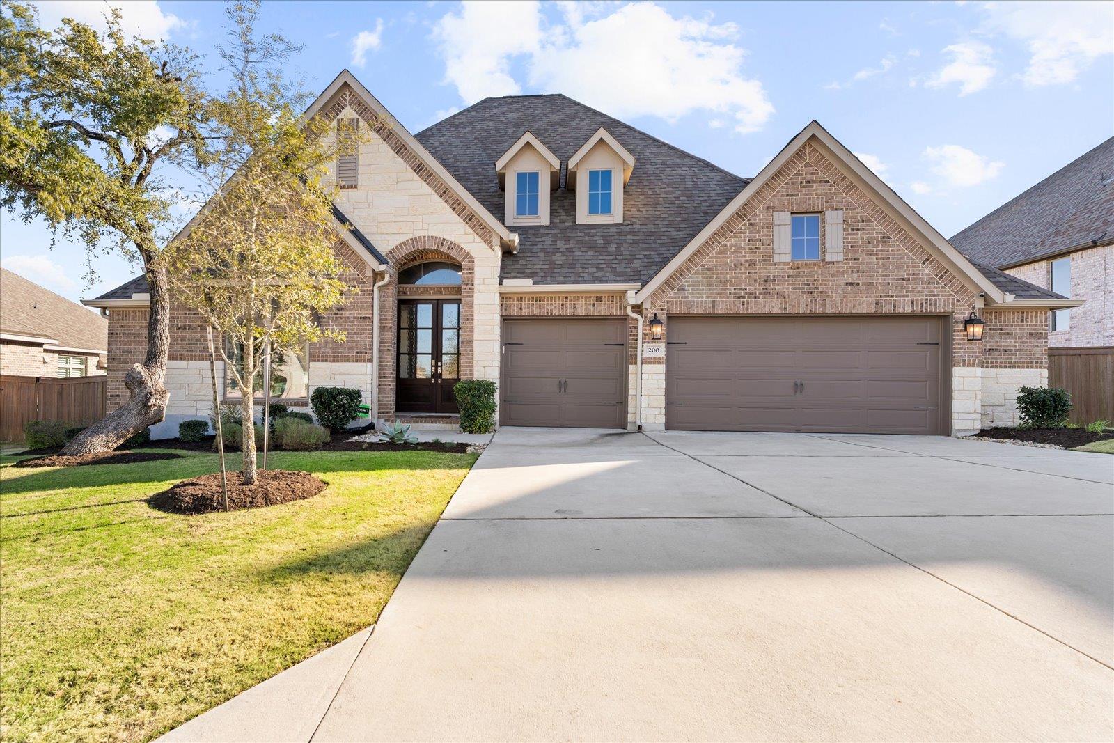 200 Indian Grass Cv Property Photo