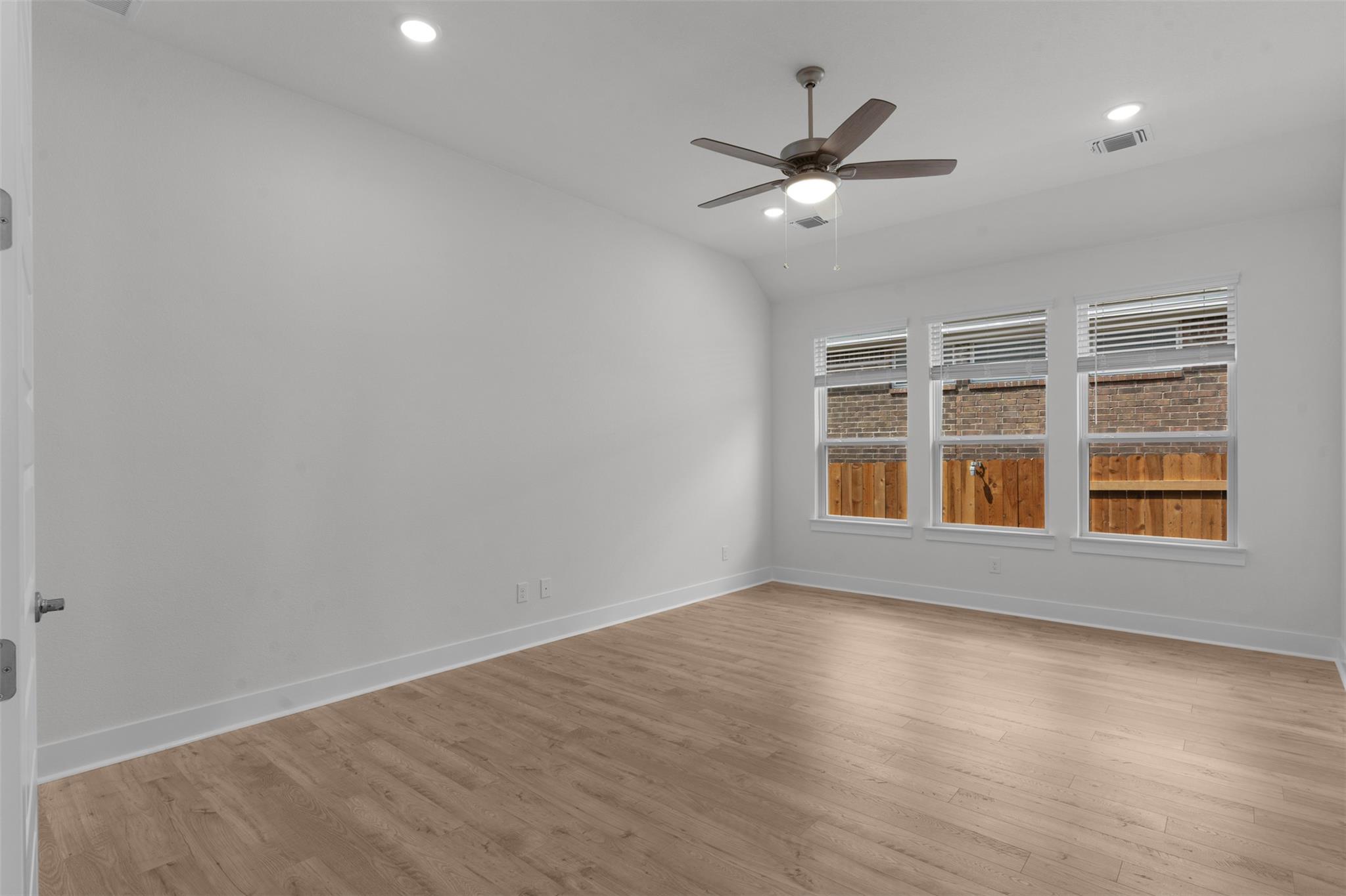1125 Pansy Trl Property Photo 8