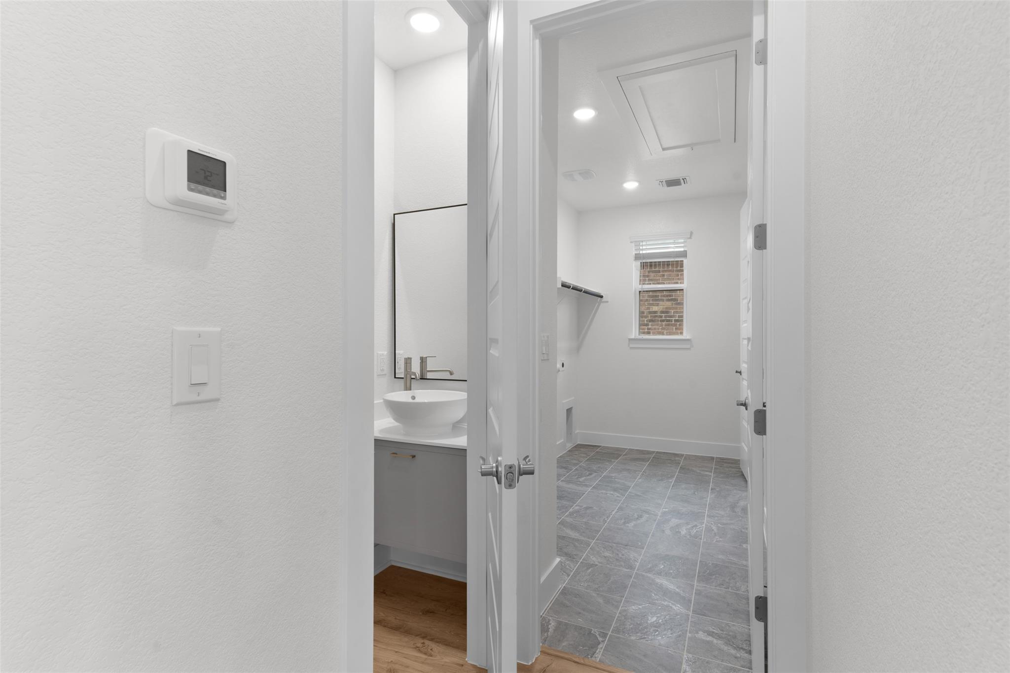1125 Pansy Trl Property Photo 17