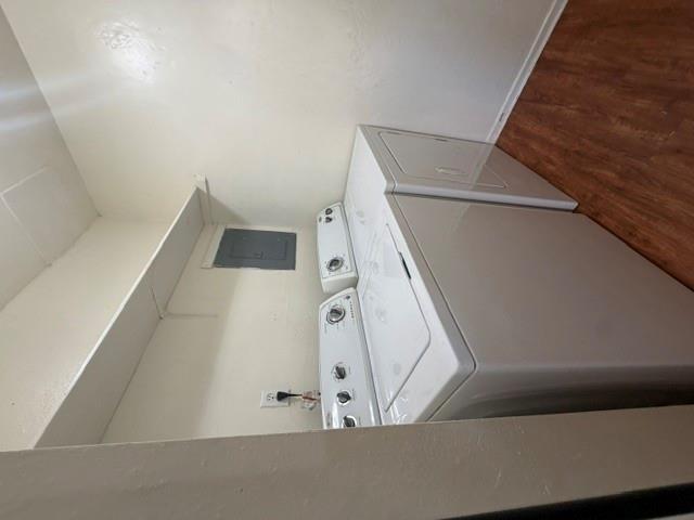 1103 Marlton St Property Photo 7