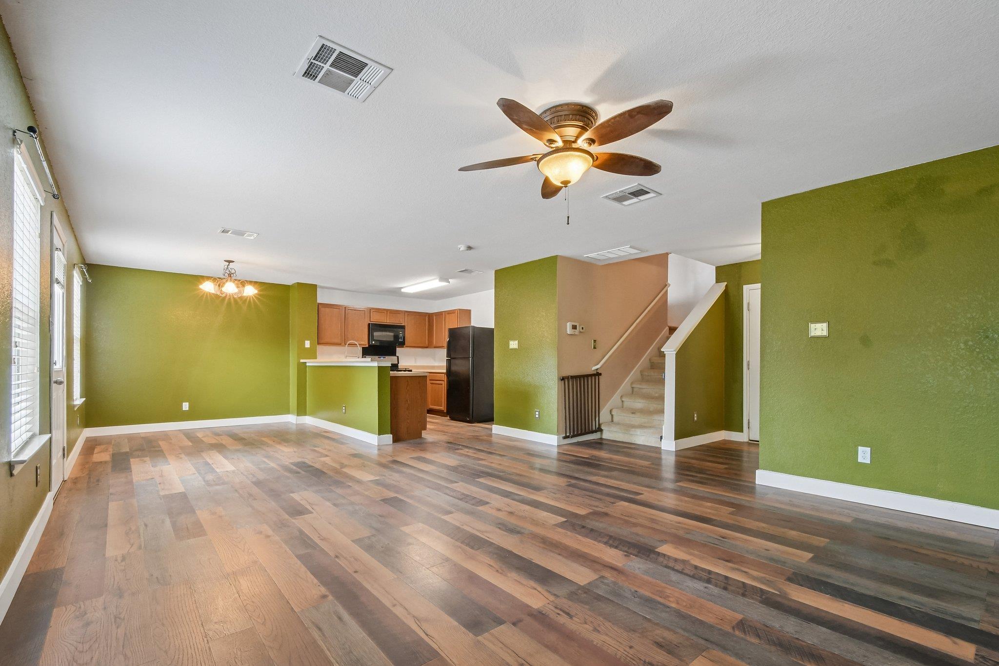 263 Quarter Ave Property Photo 8