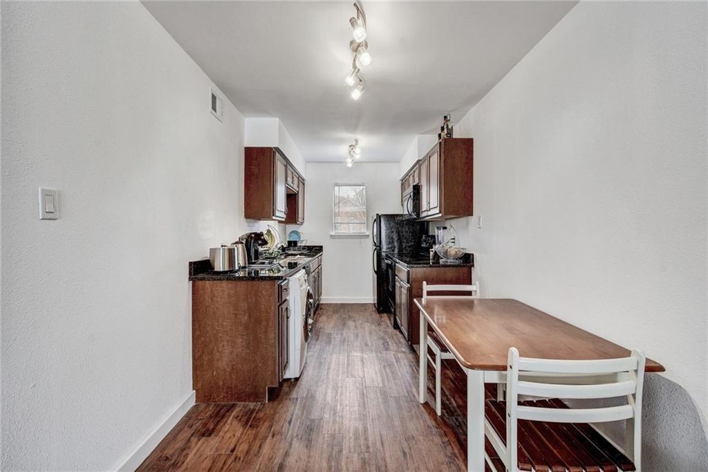 2200 San Gabriel St 303 Property Photo 4