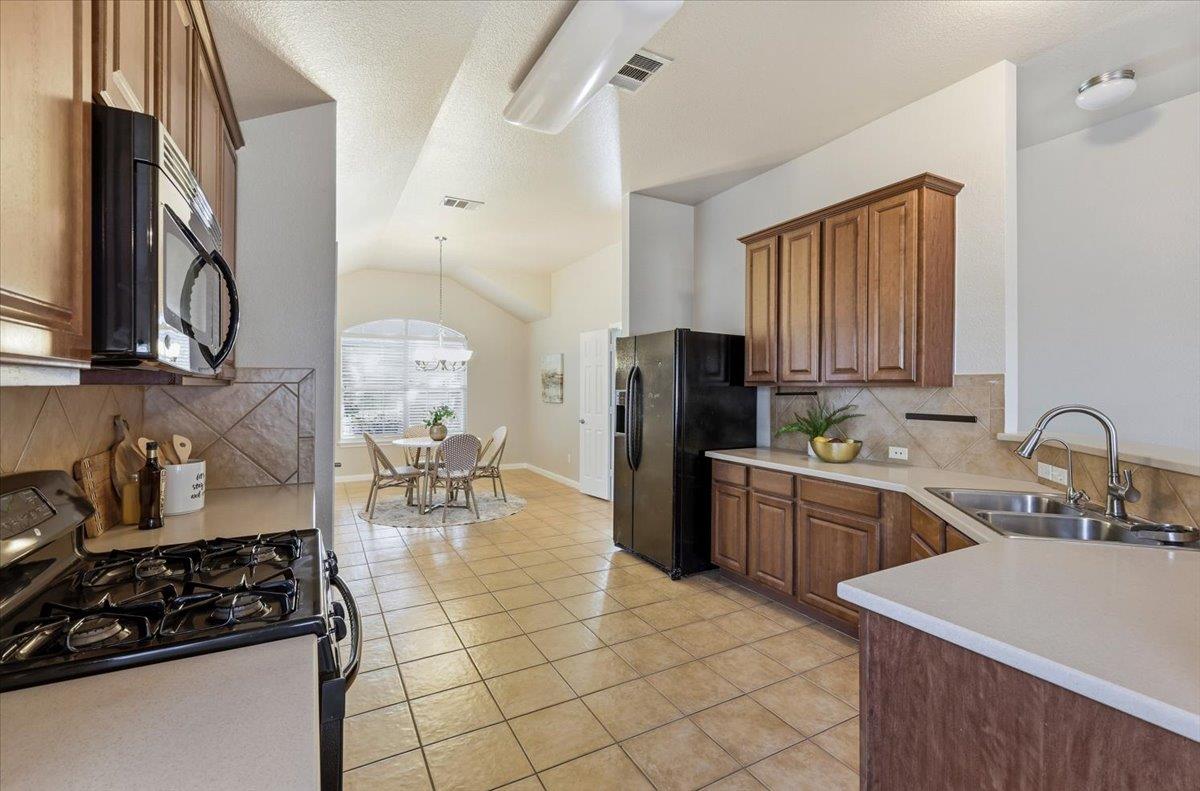 4495 Heritage Well Ln Property Photo 10