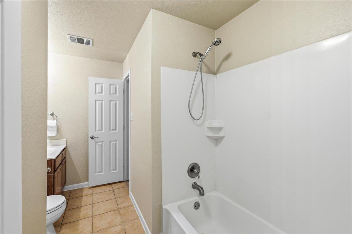 4495 Heritage Well Ln Property Photo 22