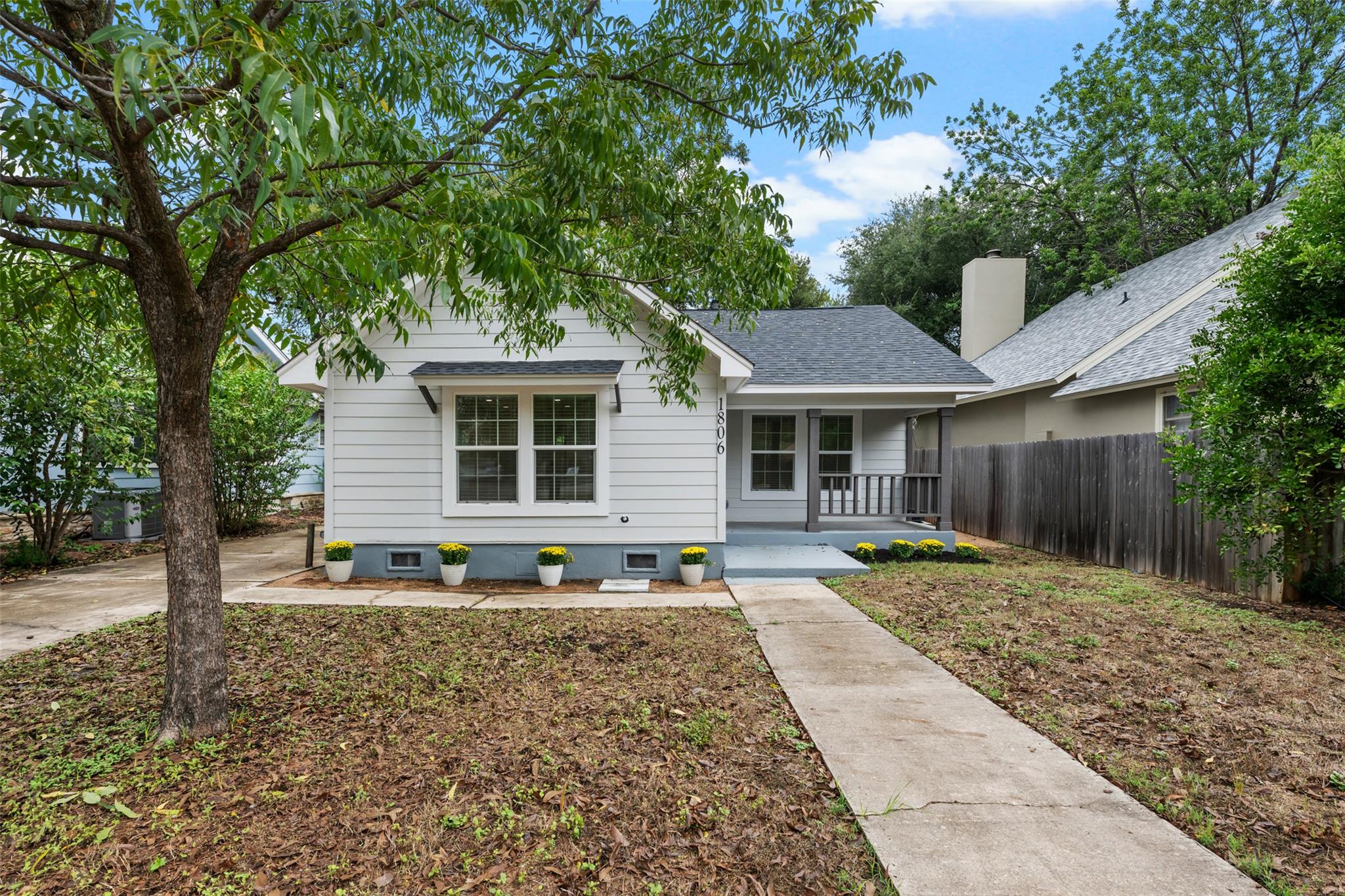 1806 Mohle Dr Property Photo 1