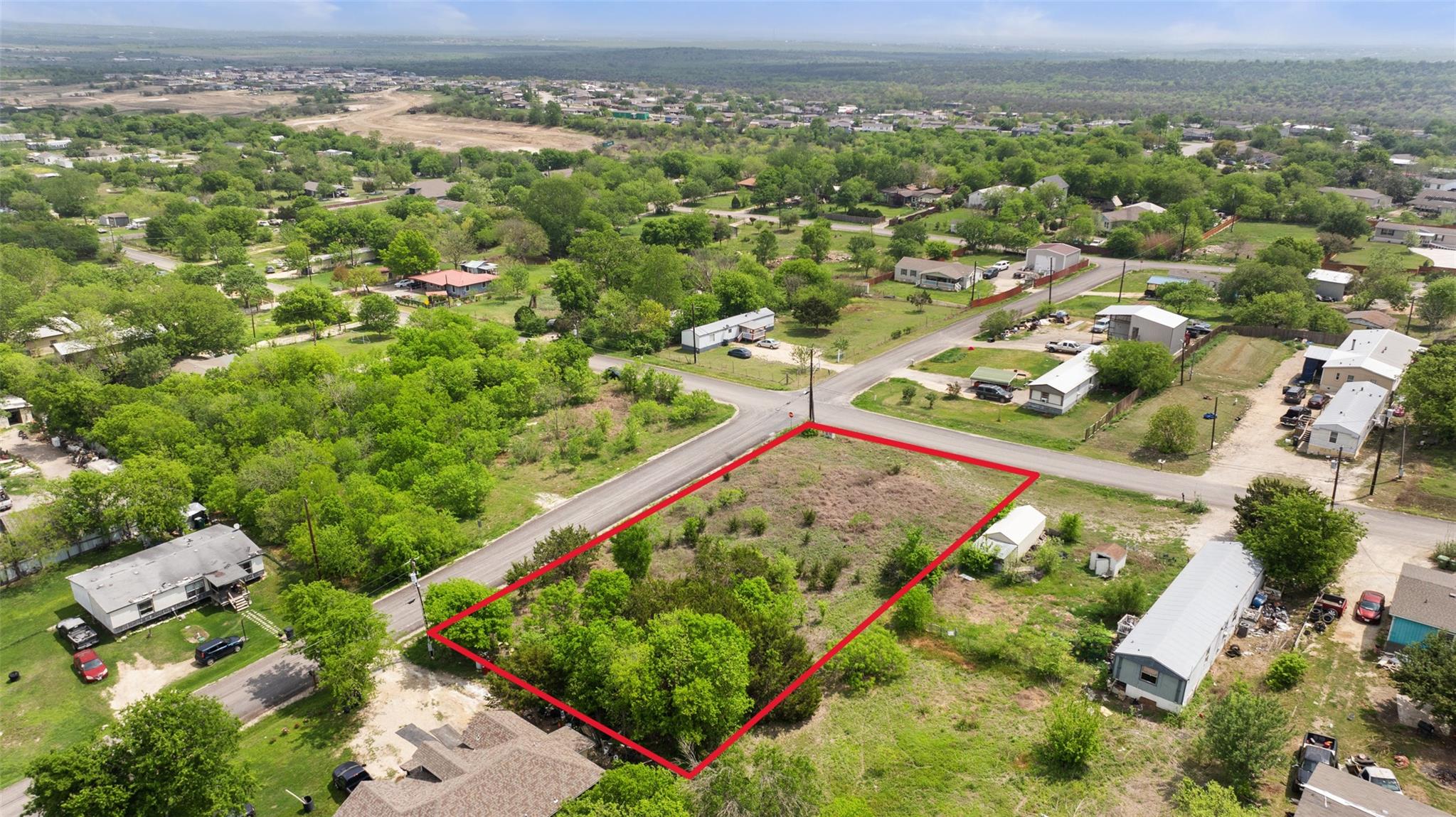 214 Summit Dr Property Photo 3