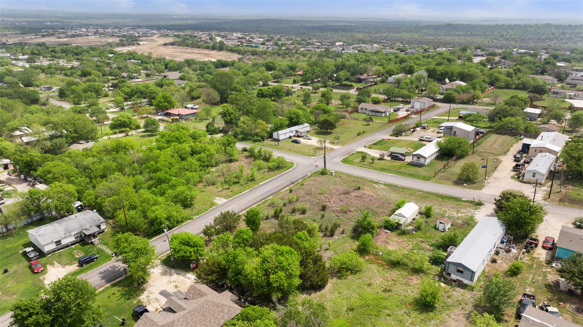214 Summit Dr Property Photo 4