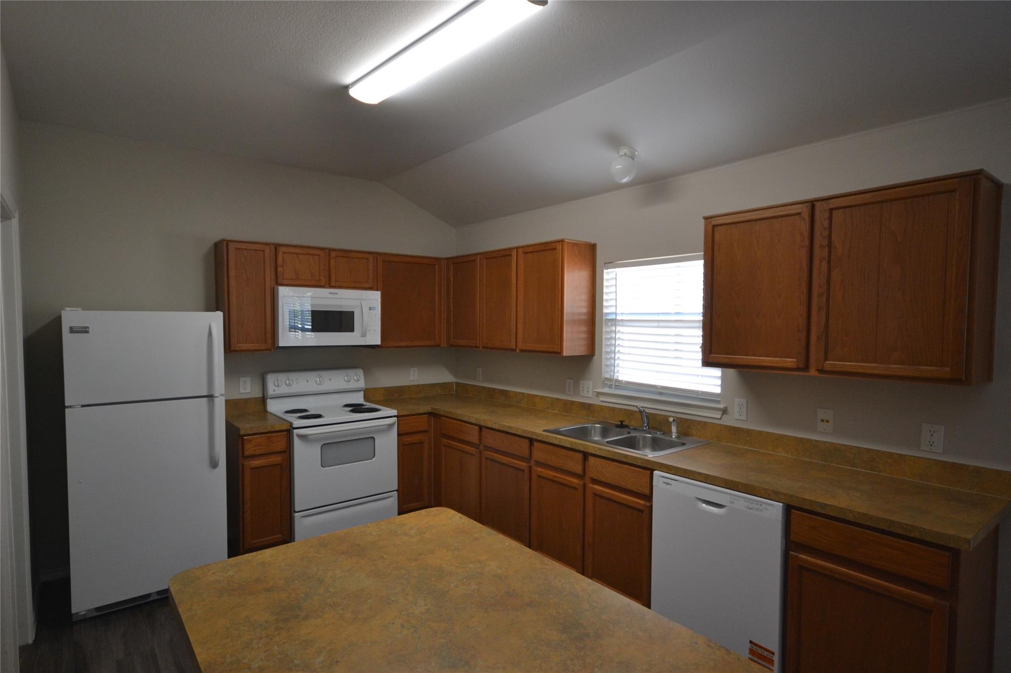 2106 Kane Cv Property Photo 5