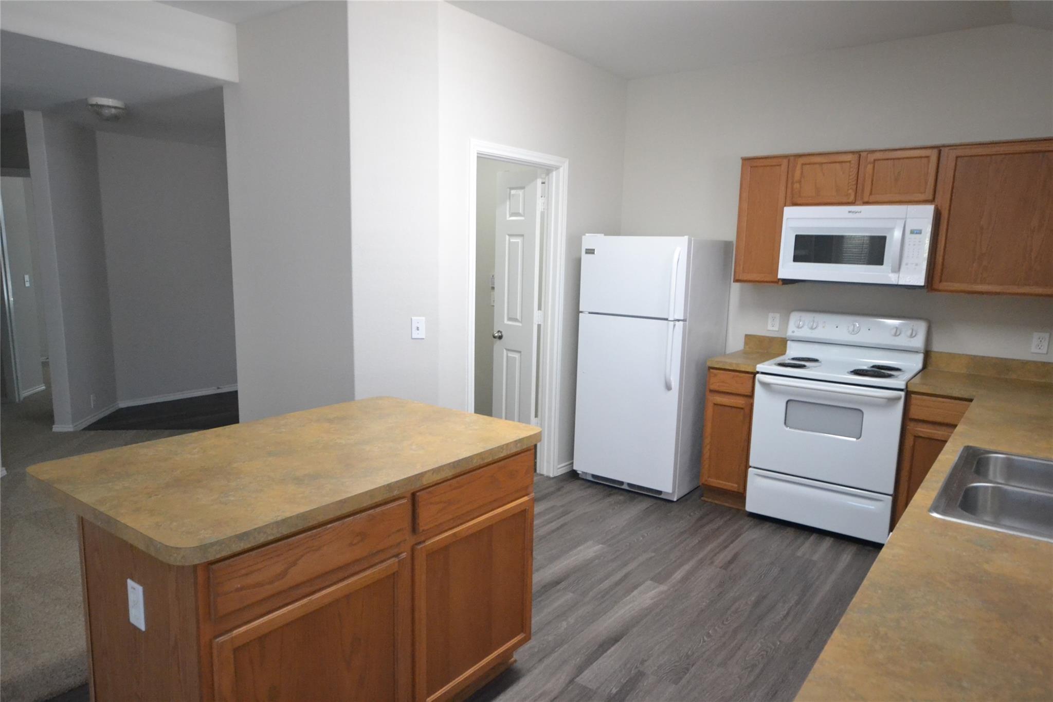 2106 Kane Cv Property Photo 6