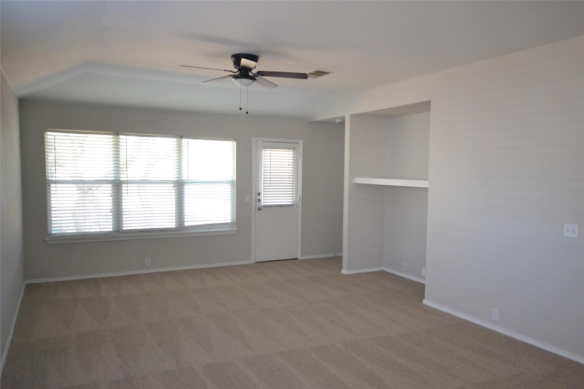 2106 Kane Cv Property Photo 9