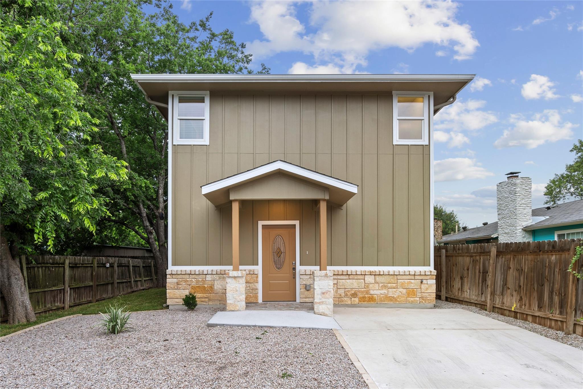5702 Palo Blanco Ln #b Property Photo 2