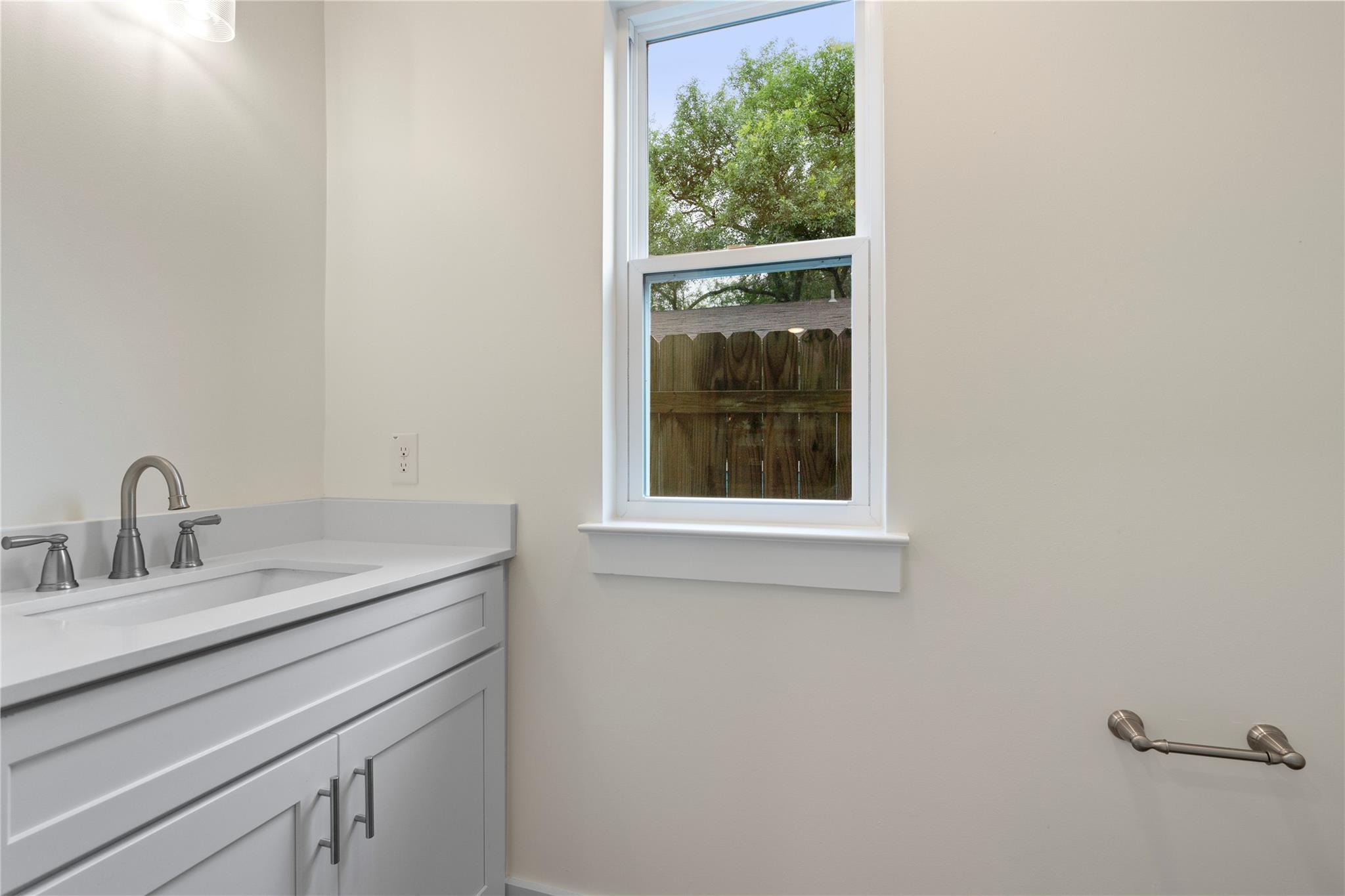 5702 Palo Blanco Ln #b Property Photo 18
