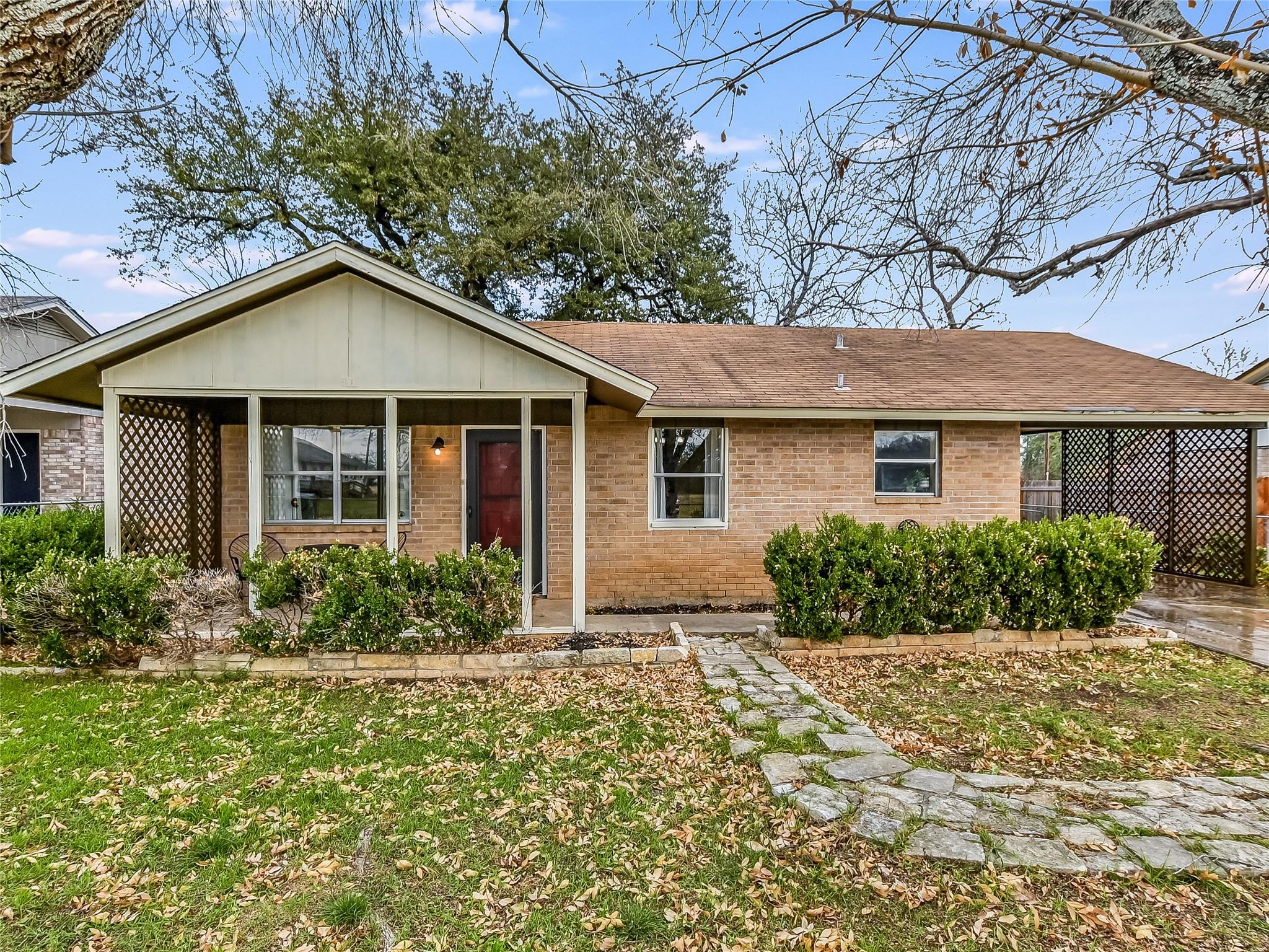 502 S 1st St Property Photo
