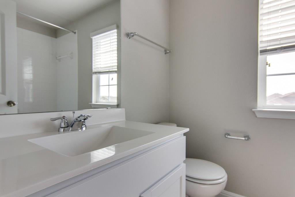 18404 Cumberland Gap Blvd Property Photo 24