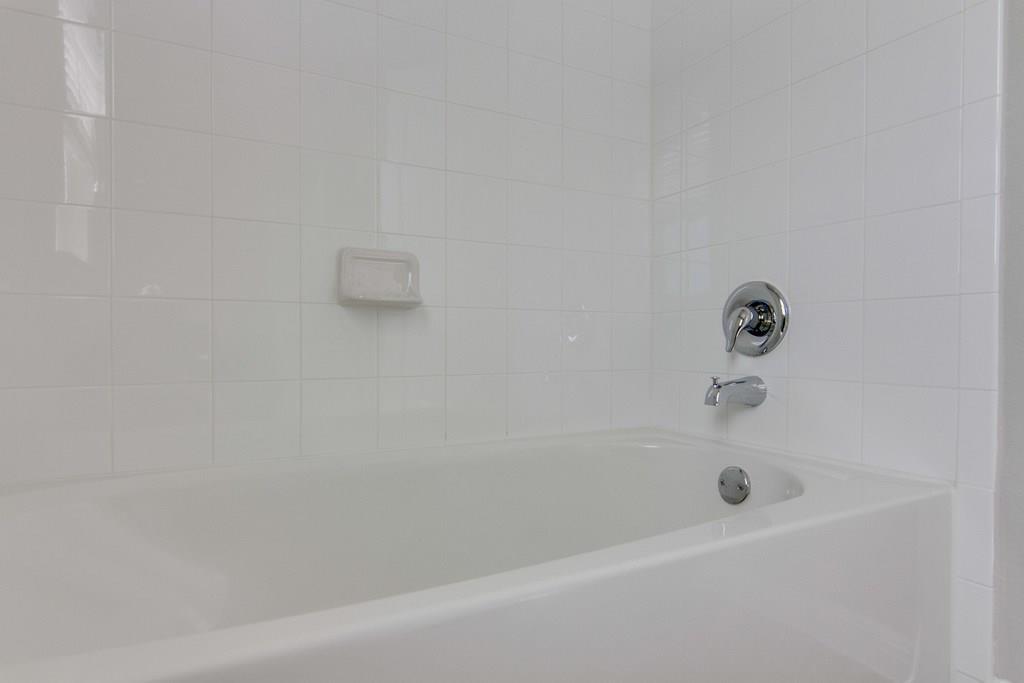 18404 Cumberland Gap Blvd Property Photo 25