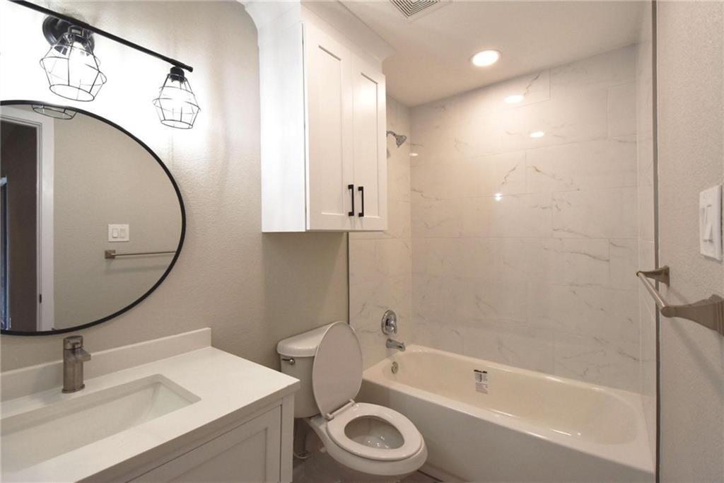 8600 Fathom Cir #1408 Property Photo 13
