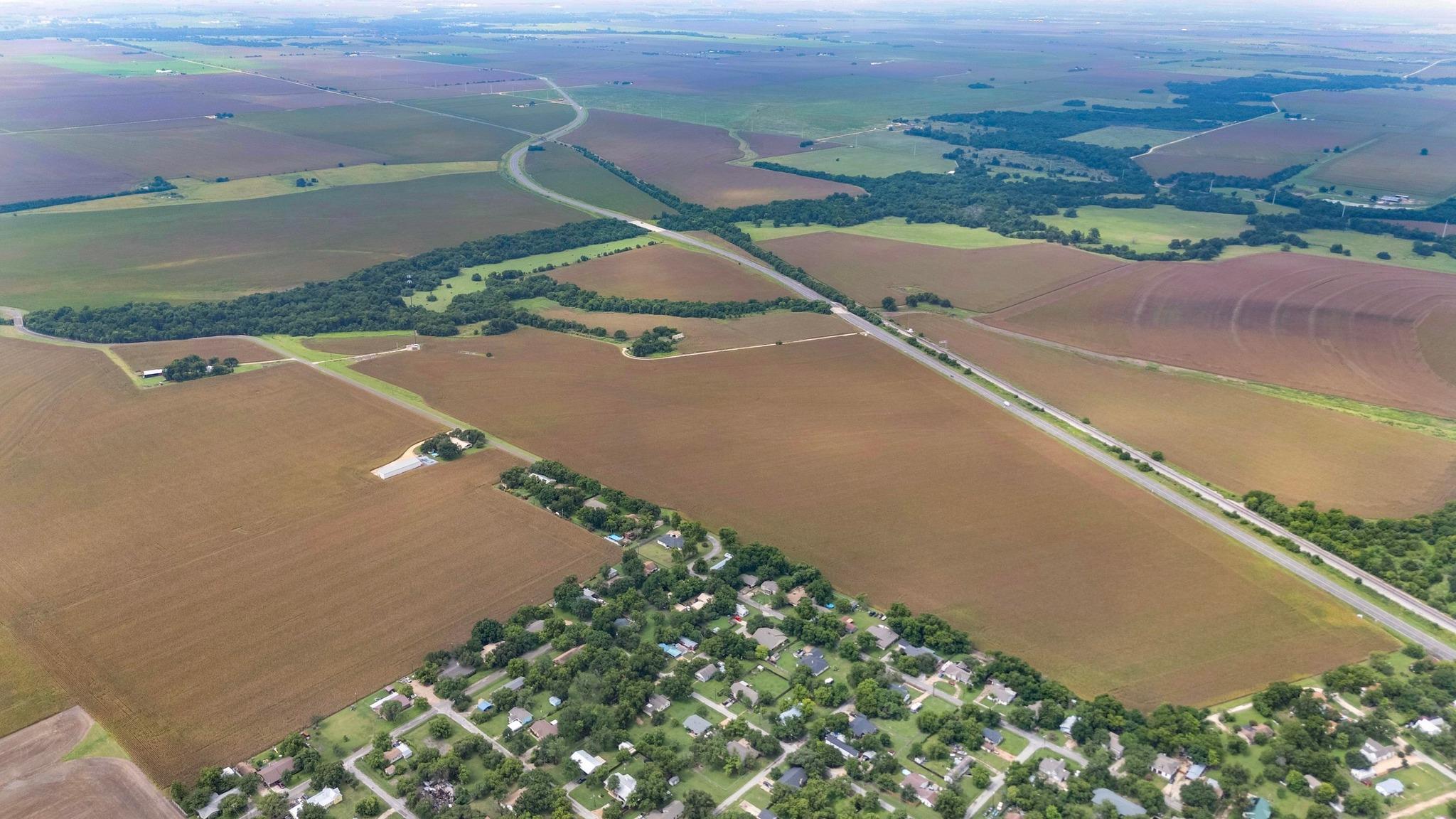 4400-4402 N Highway 95 None Property Photo 24