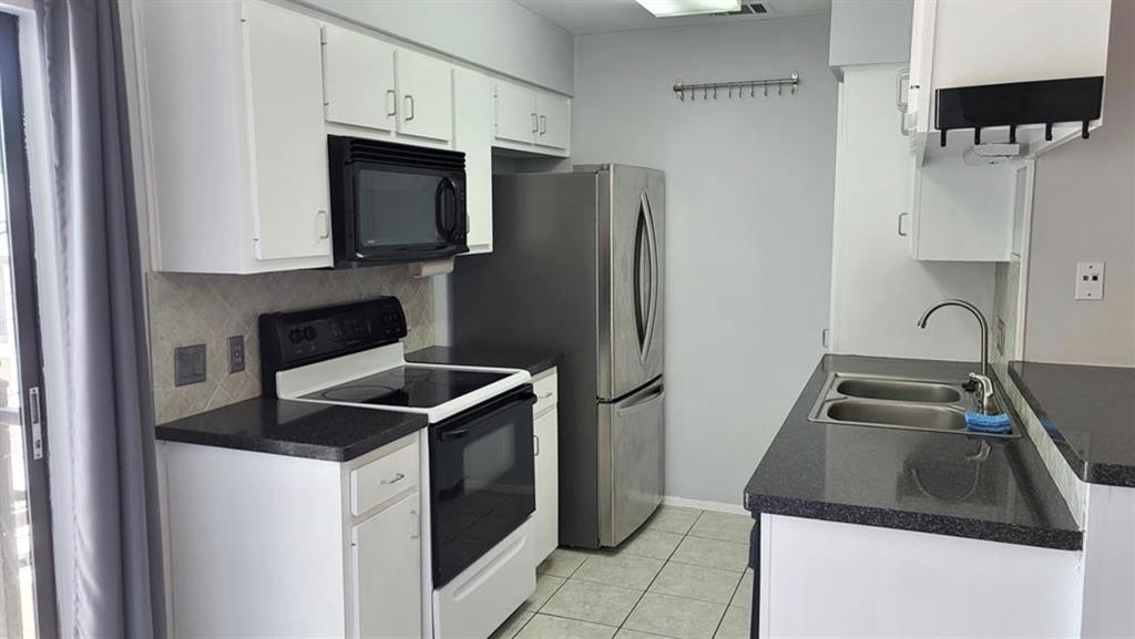 106 E 30th St #308 Property Photo 6