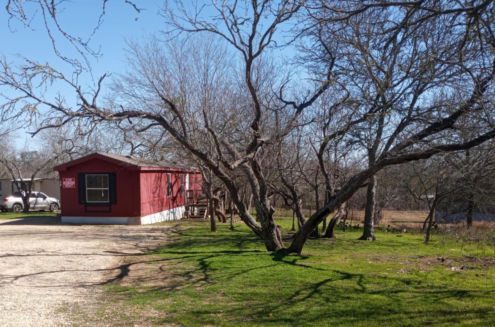 136 Bullfrog Holw Property Photo