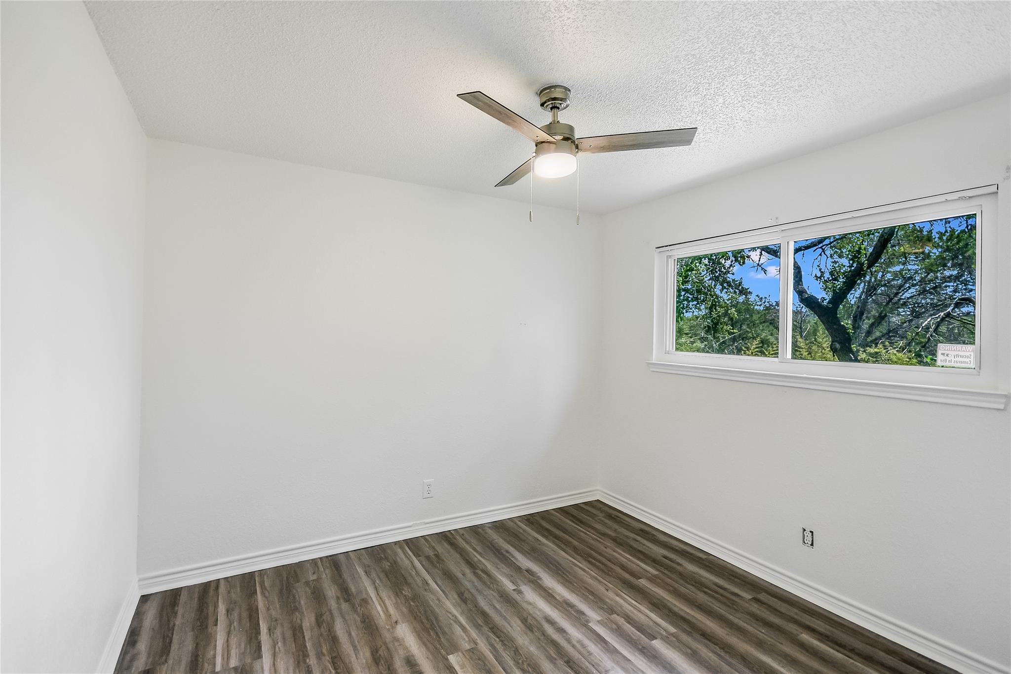 526 Cutty Trl #a Property Photo 8