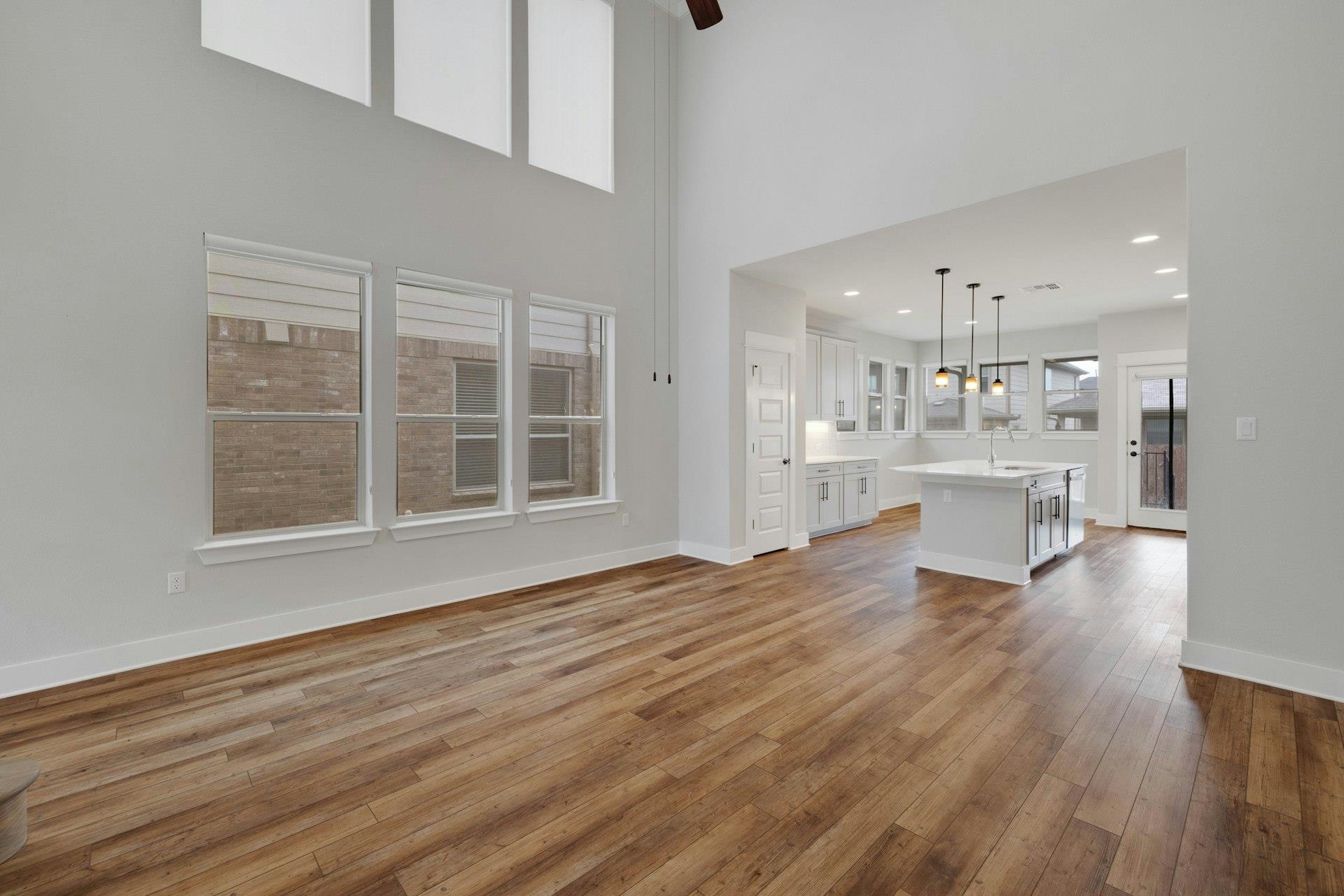 16117 Nightshade St Property Photo 7