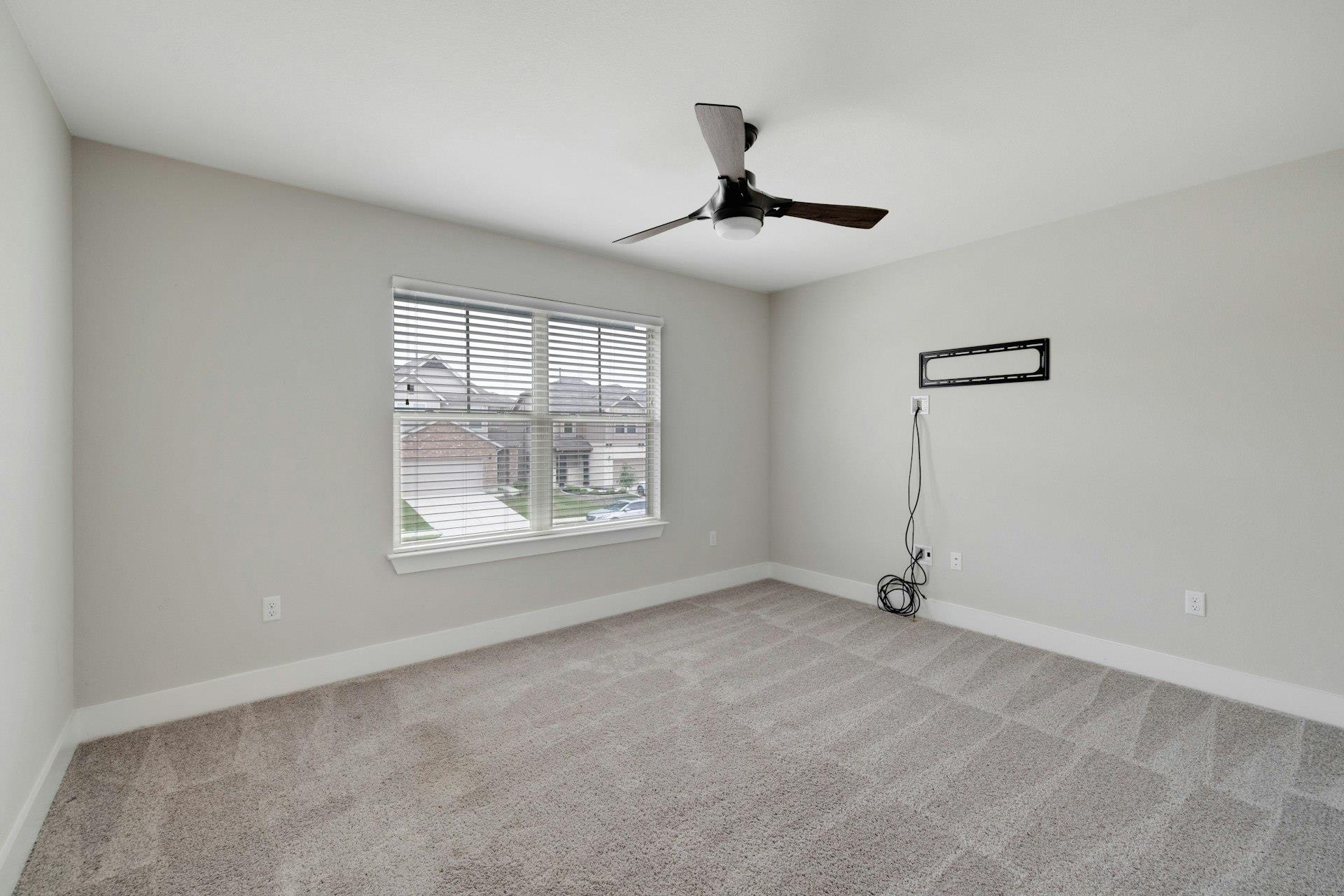 16117 Nightshade St Property Photo 21