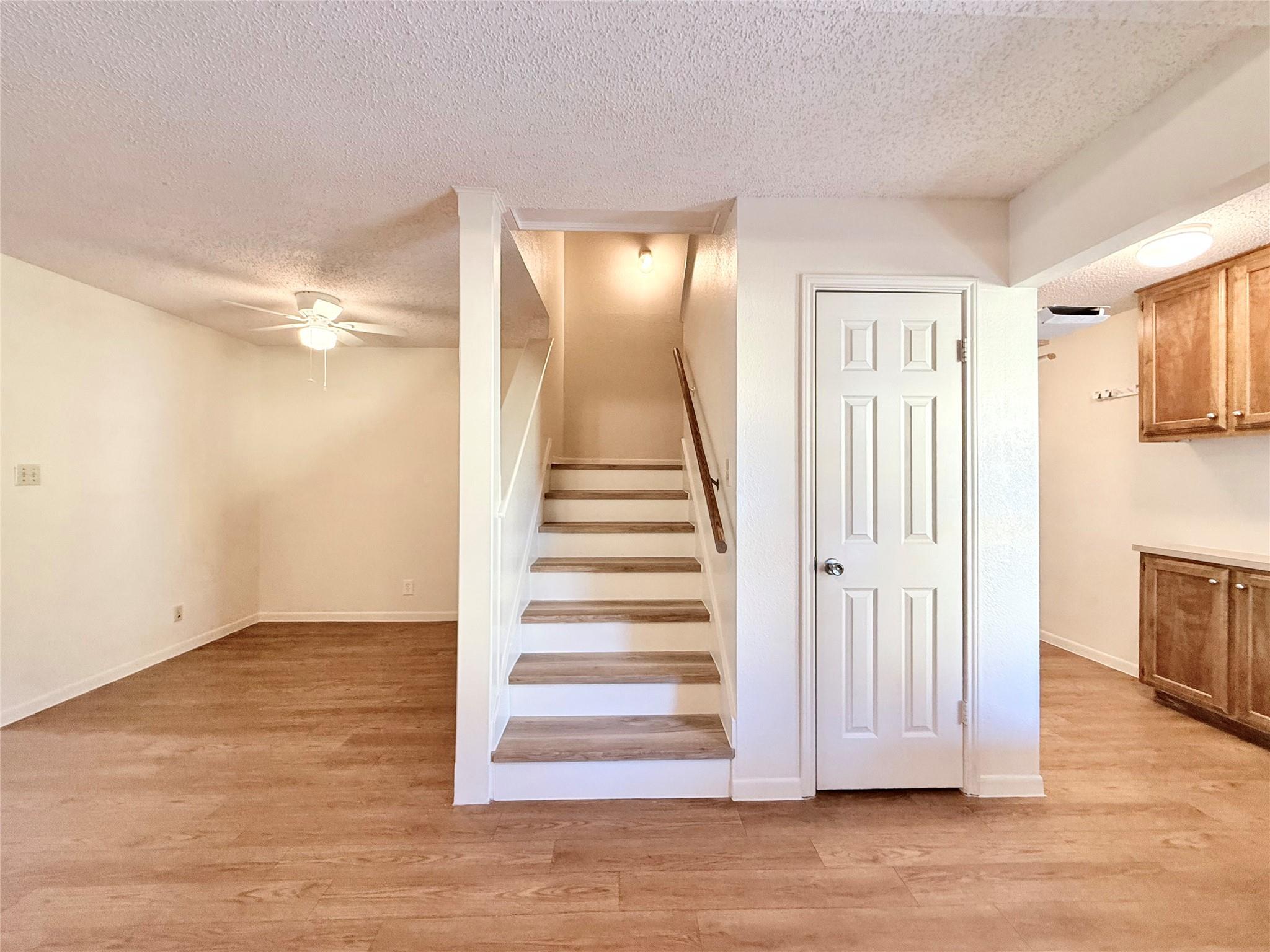 104 Verna Spur #a Property Photo 11
