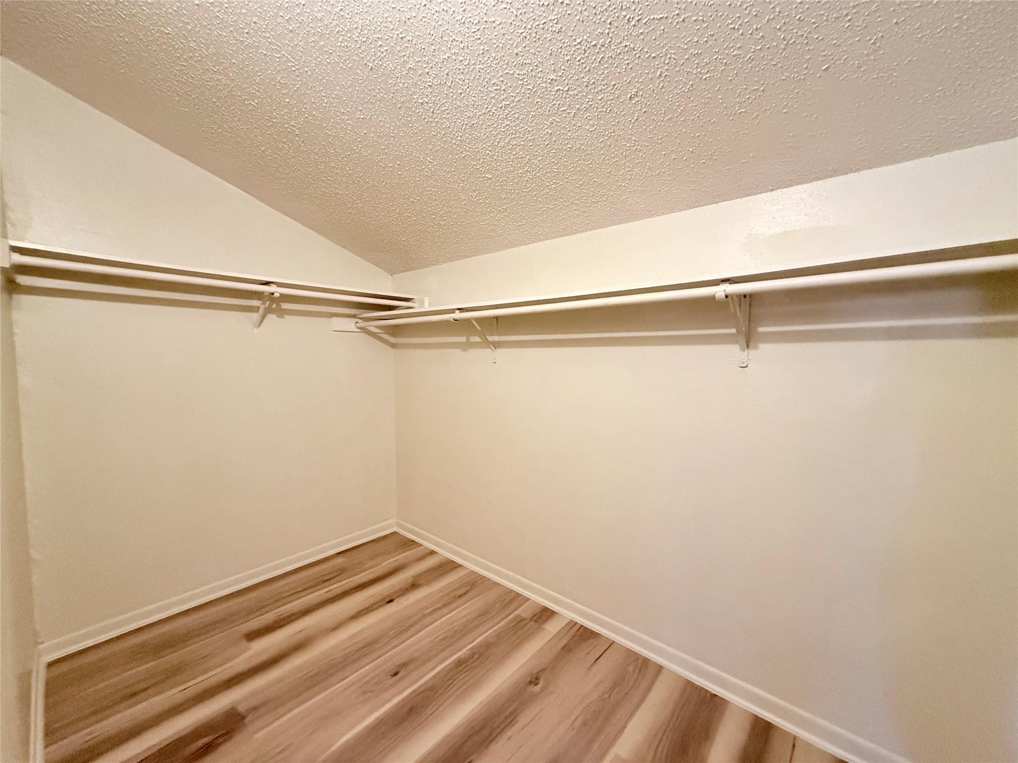 104 Verna Spur #a Property Photo 28
