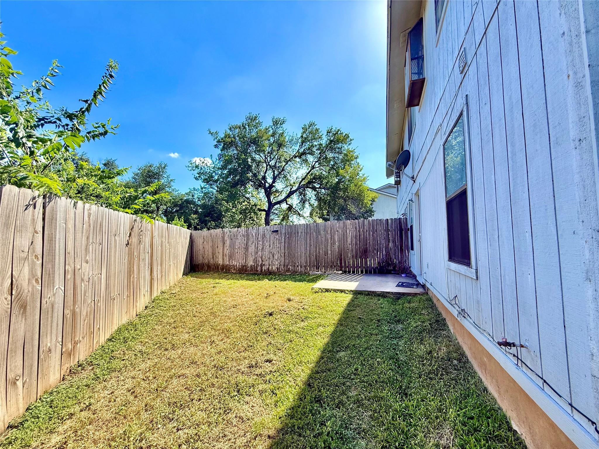 104 Verna Spur #a Property Photo 37