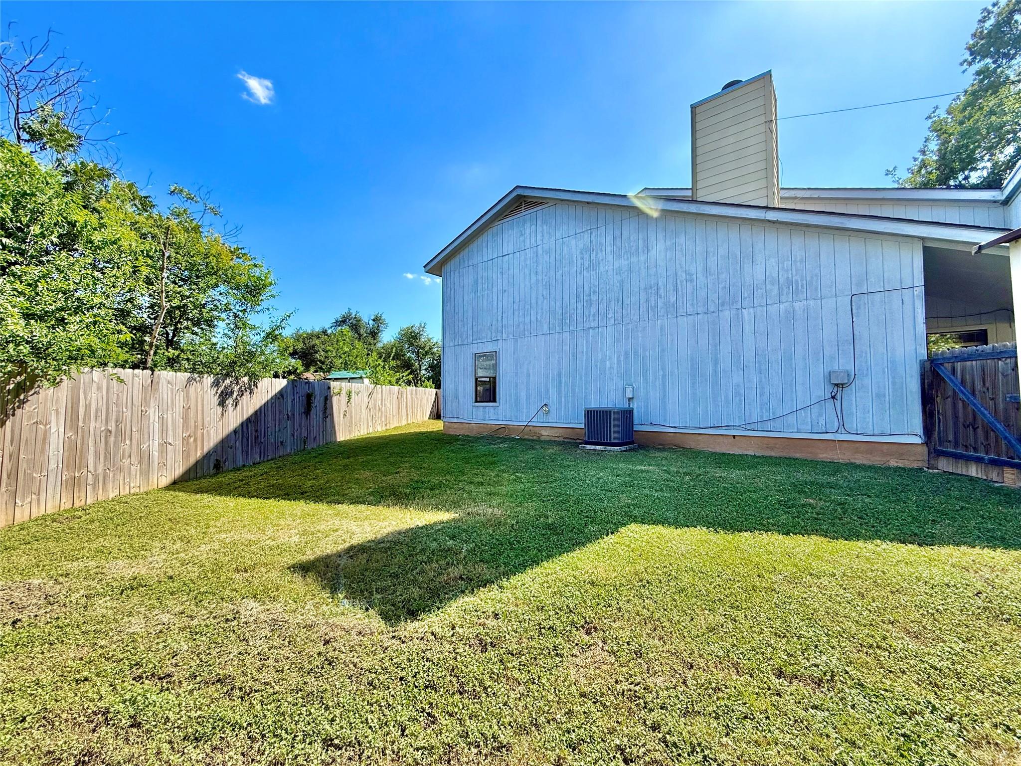 104 Verna Spur #a Property Photo 39