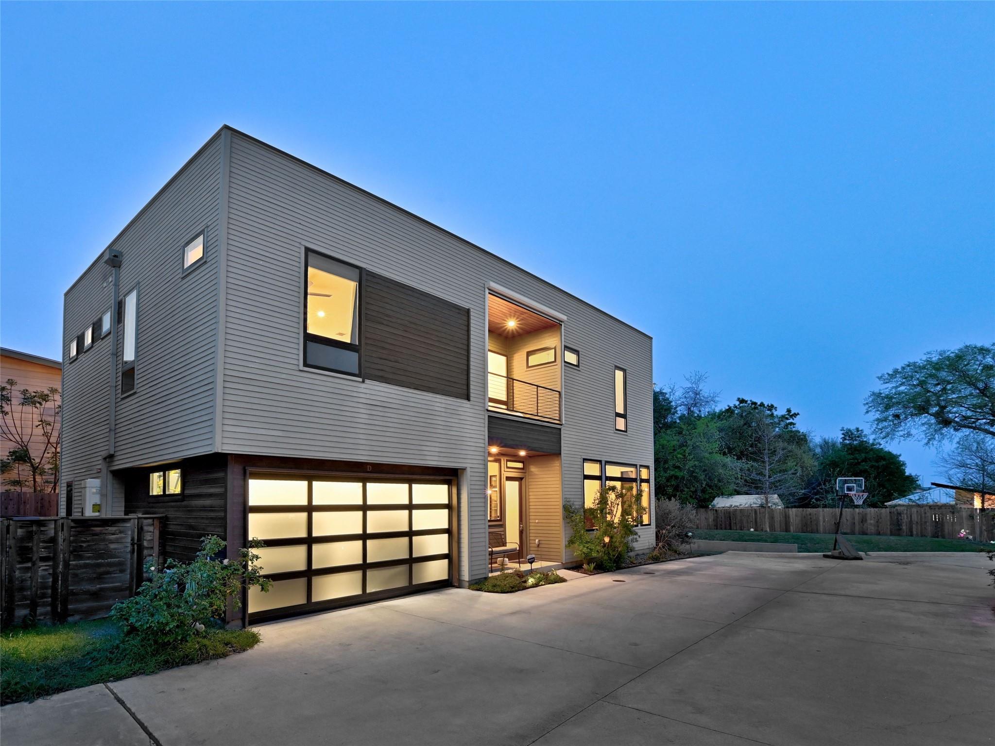 2106 Allwood Dr D Property Photo 1
