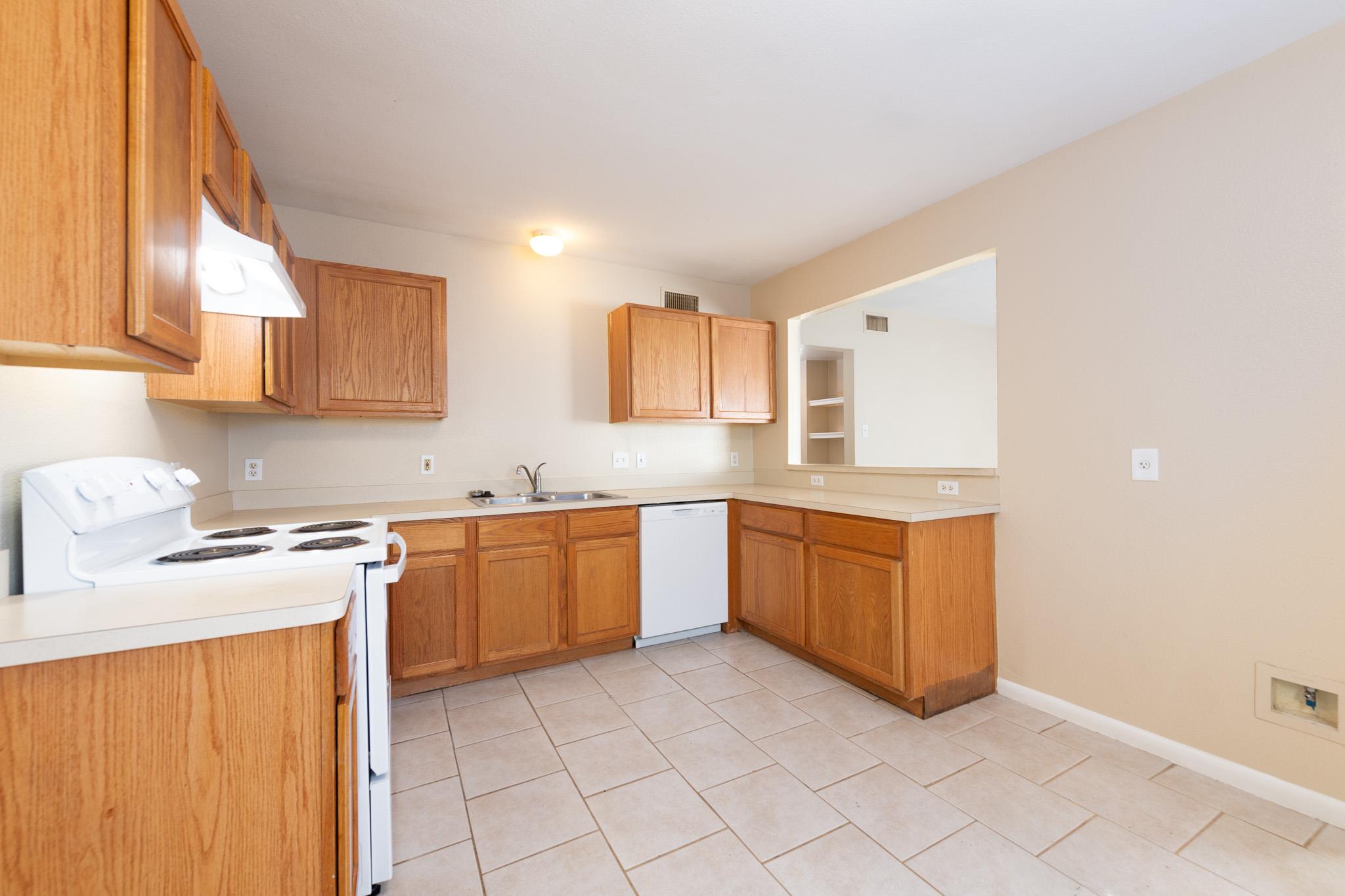 7300 Twin Crest Dr #201 Property Photo 5
