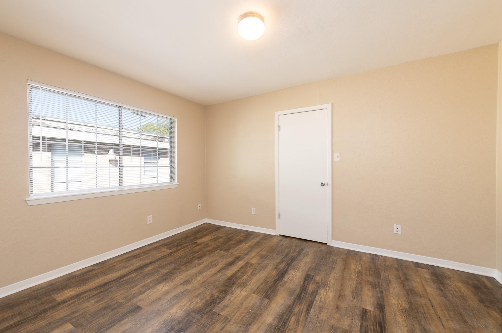 7300 Twin Crest Dr #201 Property Photo 8