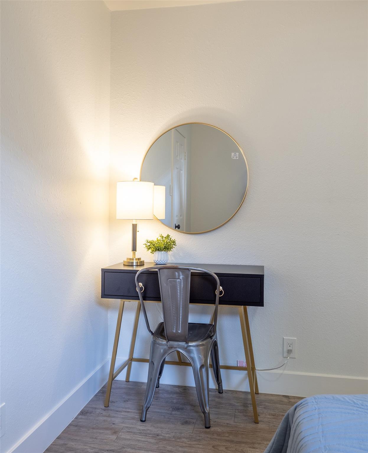 11409 Parmigan Dr #b Property Photo 8