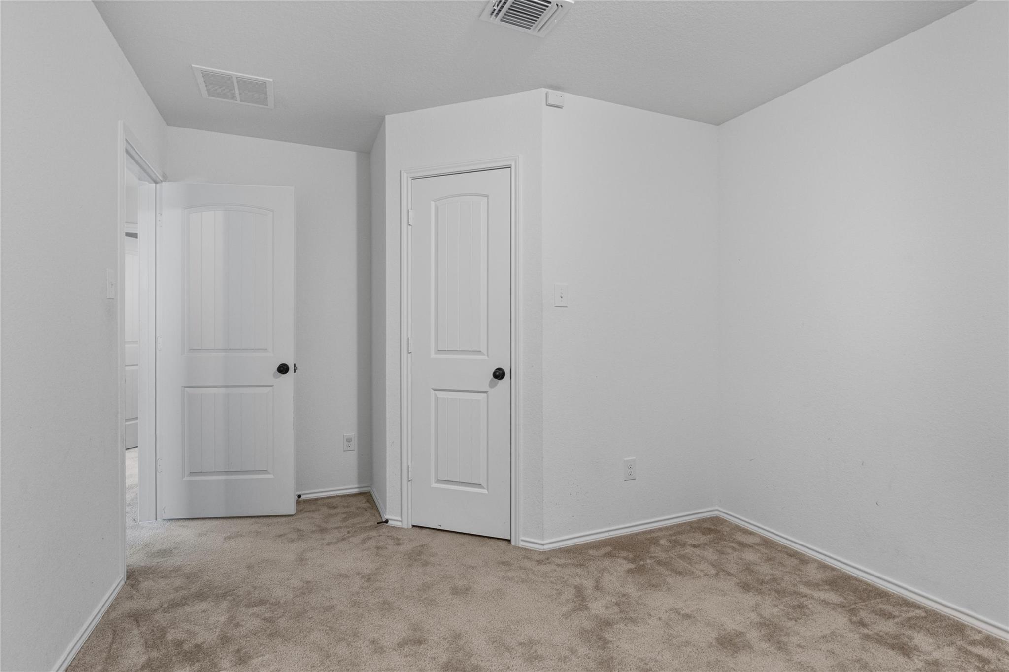 720 Bailey Park Dr Property Photo 25