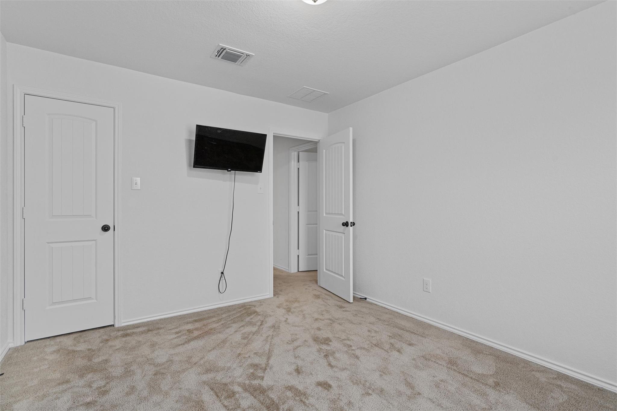 720 Bailey Park Dr Property Photo 27