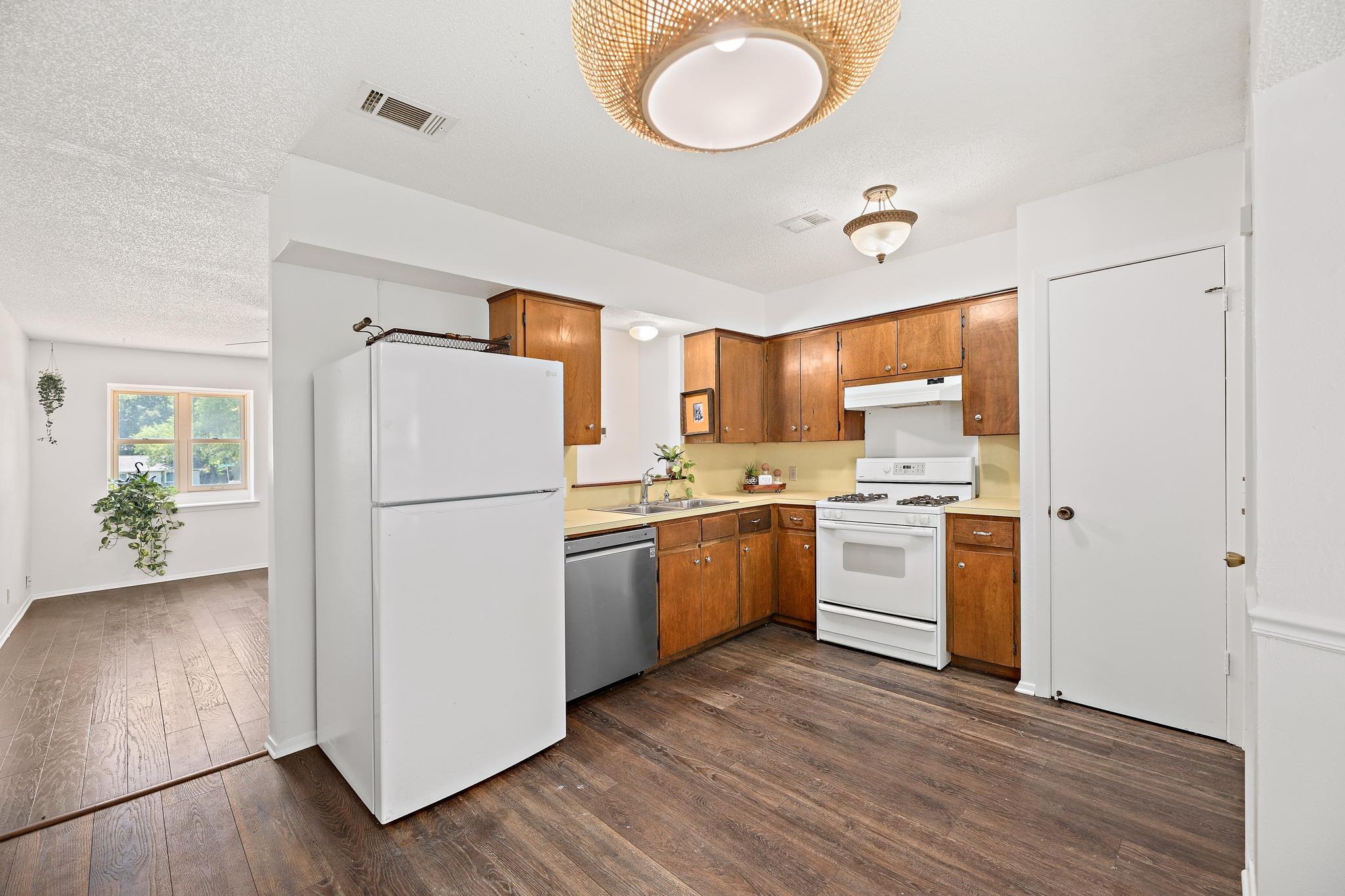 806 Easy Day Cv Property Photo 12