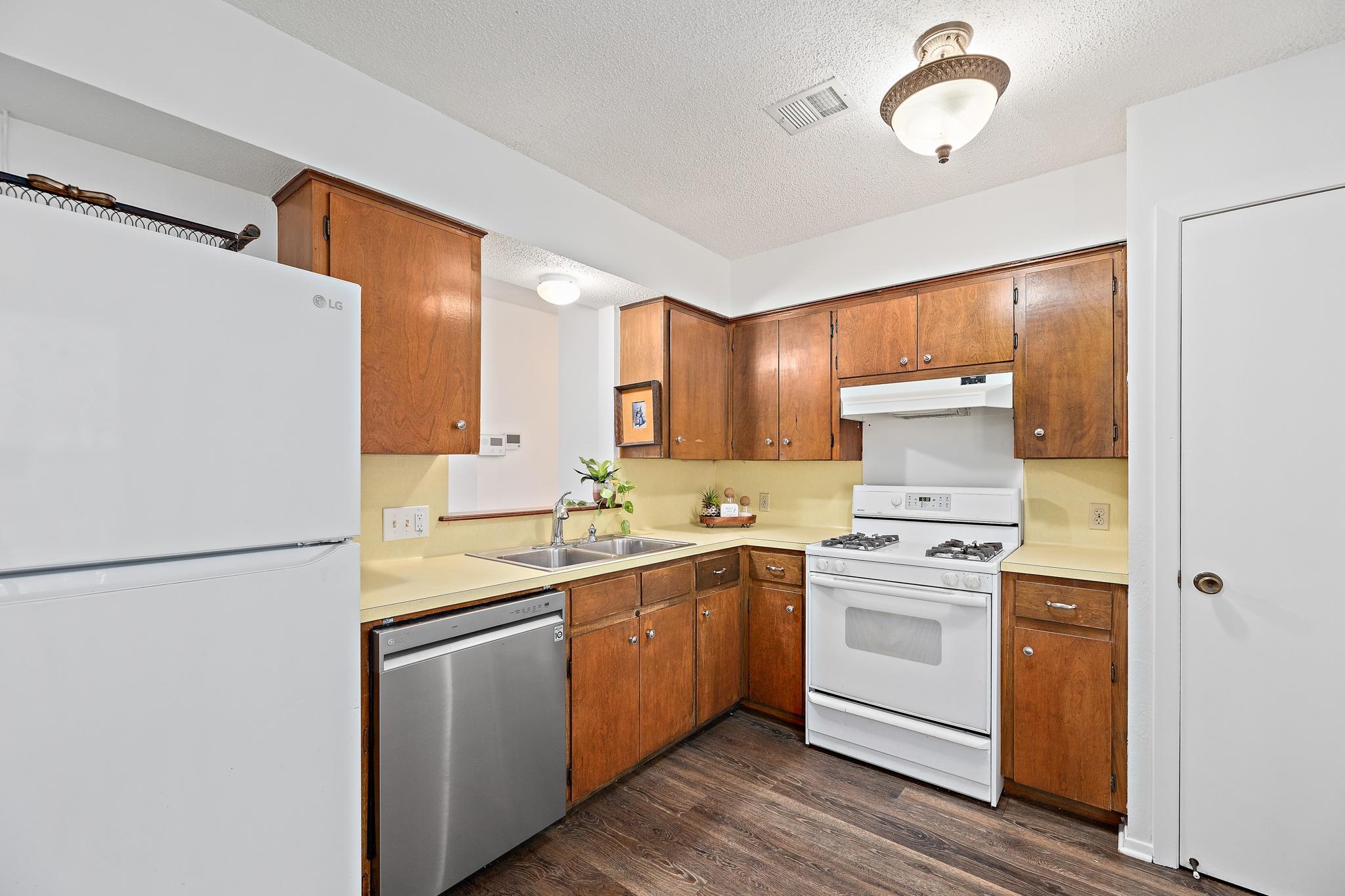 806 Easy Day Cv Property Photo 15