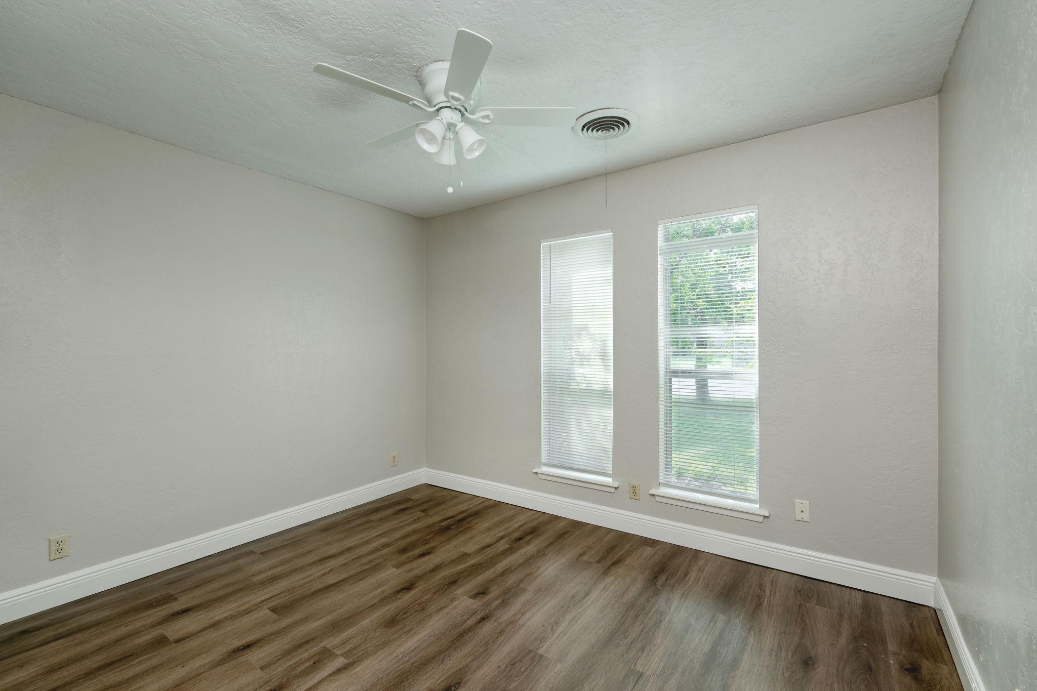 804 Dunman Dr Property Photo 9